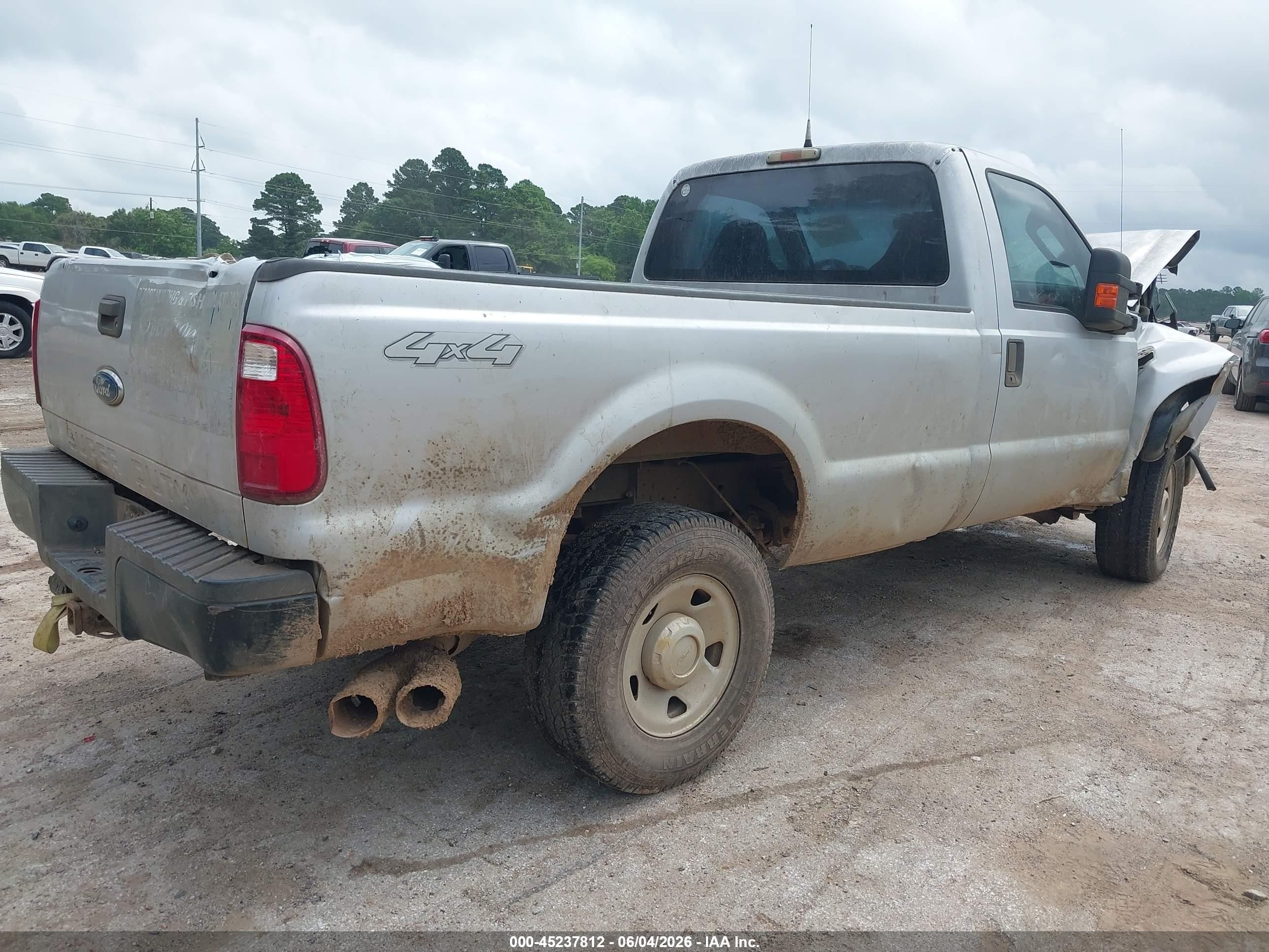 2008 Ford F-250   Silver vin: 1FTSF21R78EB94783