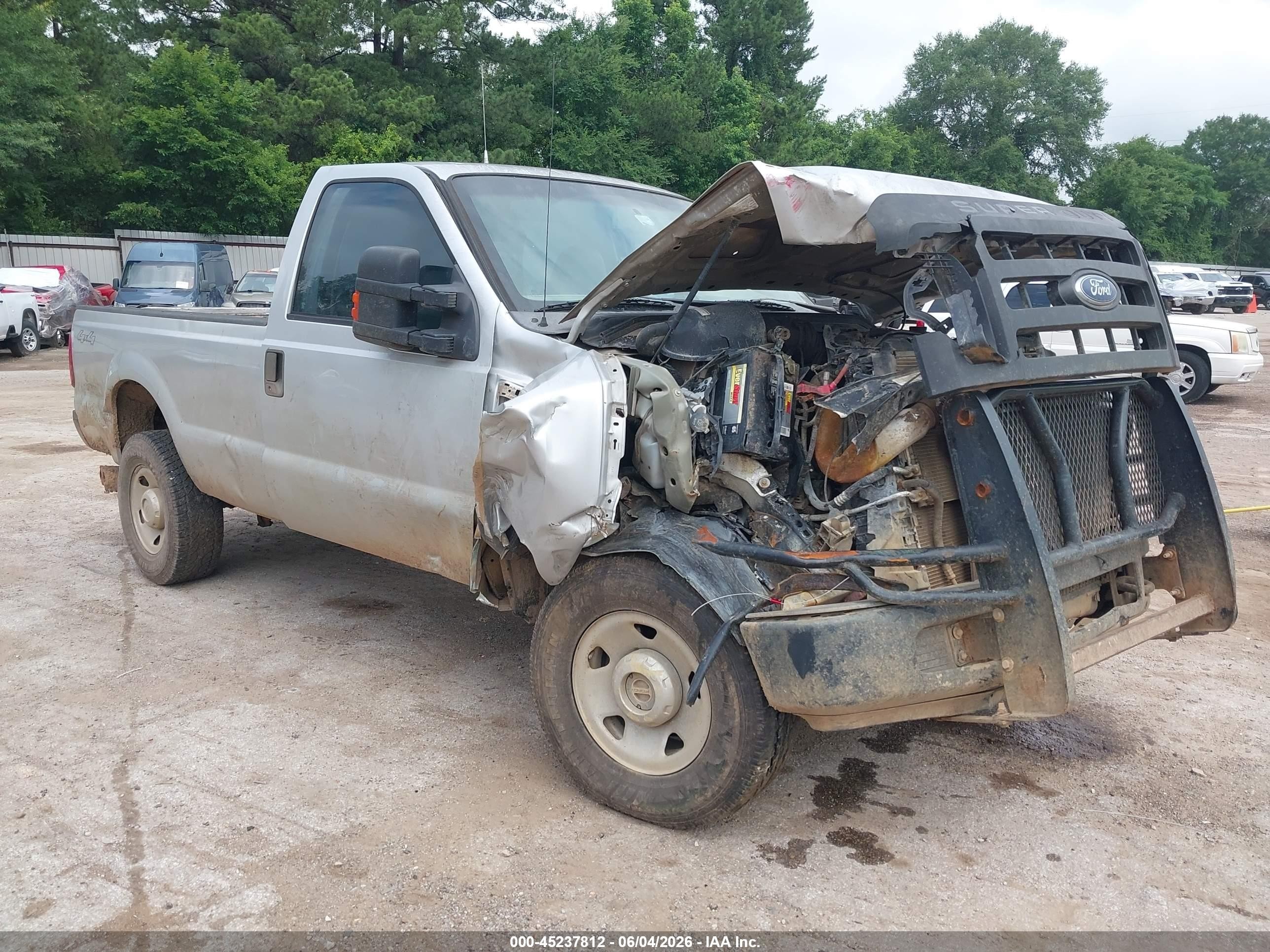 2008 Ford F-250   Silver vin: 1FTSF21R78EB94783