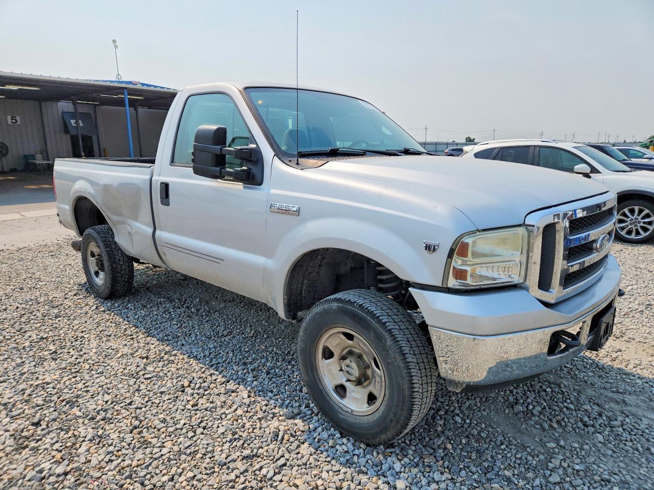2005 Ford F250 Super Duty Silver vin: 1FTSF21Y05EA08486