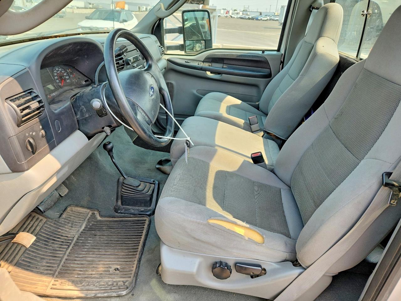 2005 Ford F250 Super Duty Silver vin: 1FTSF21Y05EA08486