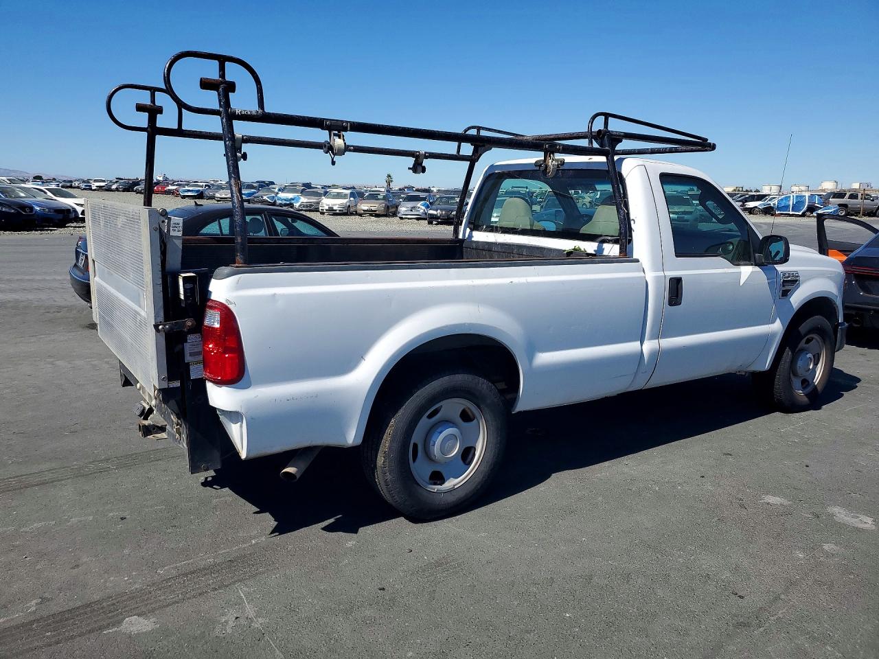 2008 Ford F350 Srw Super Duty White vin: 1FTSF30528EA63071