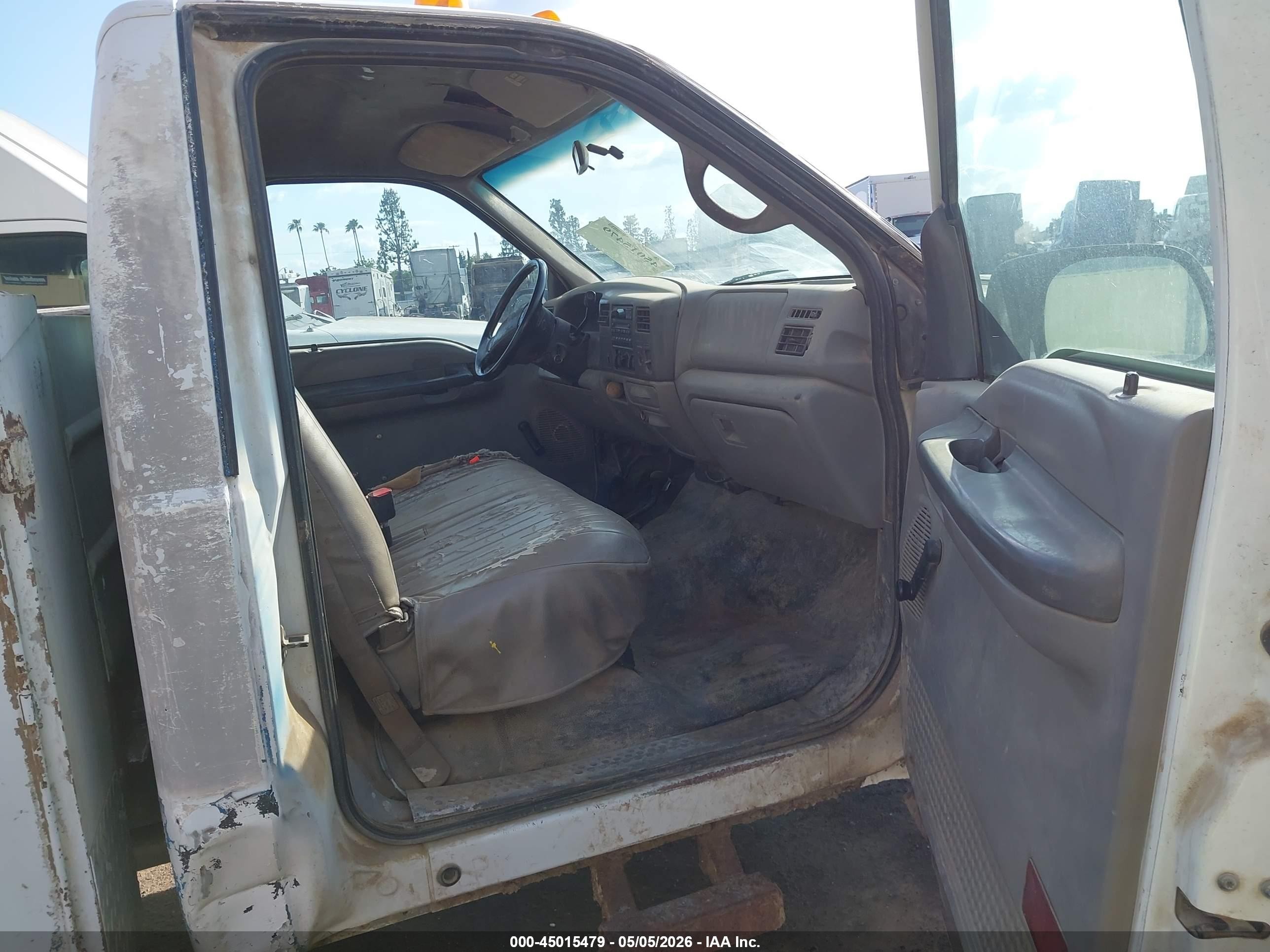 1999 Ford F-350 Lariat/xl/xlt Белый vin: 1FTSF31F1XEC88426