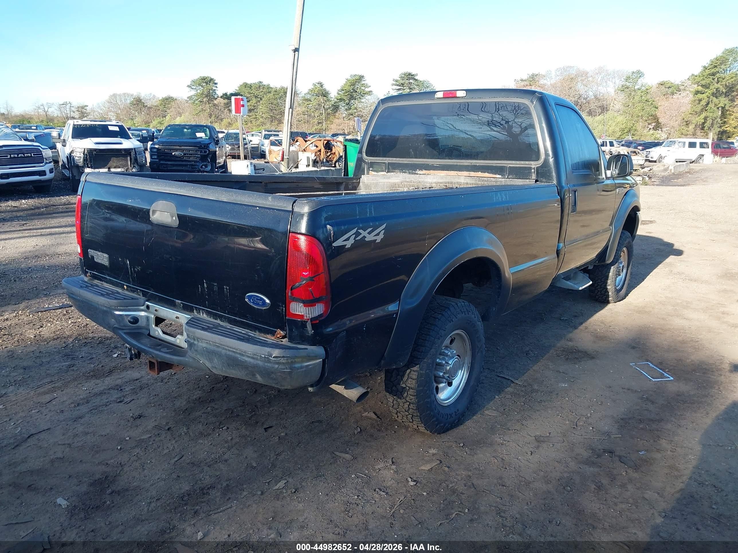 2004 Ford F-350 Xl/xlt Black vin: 1FTSF31L34EC52853