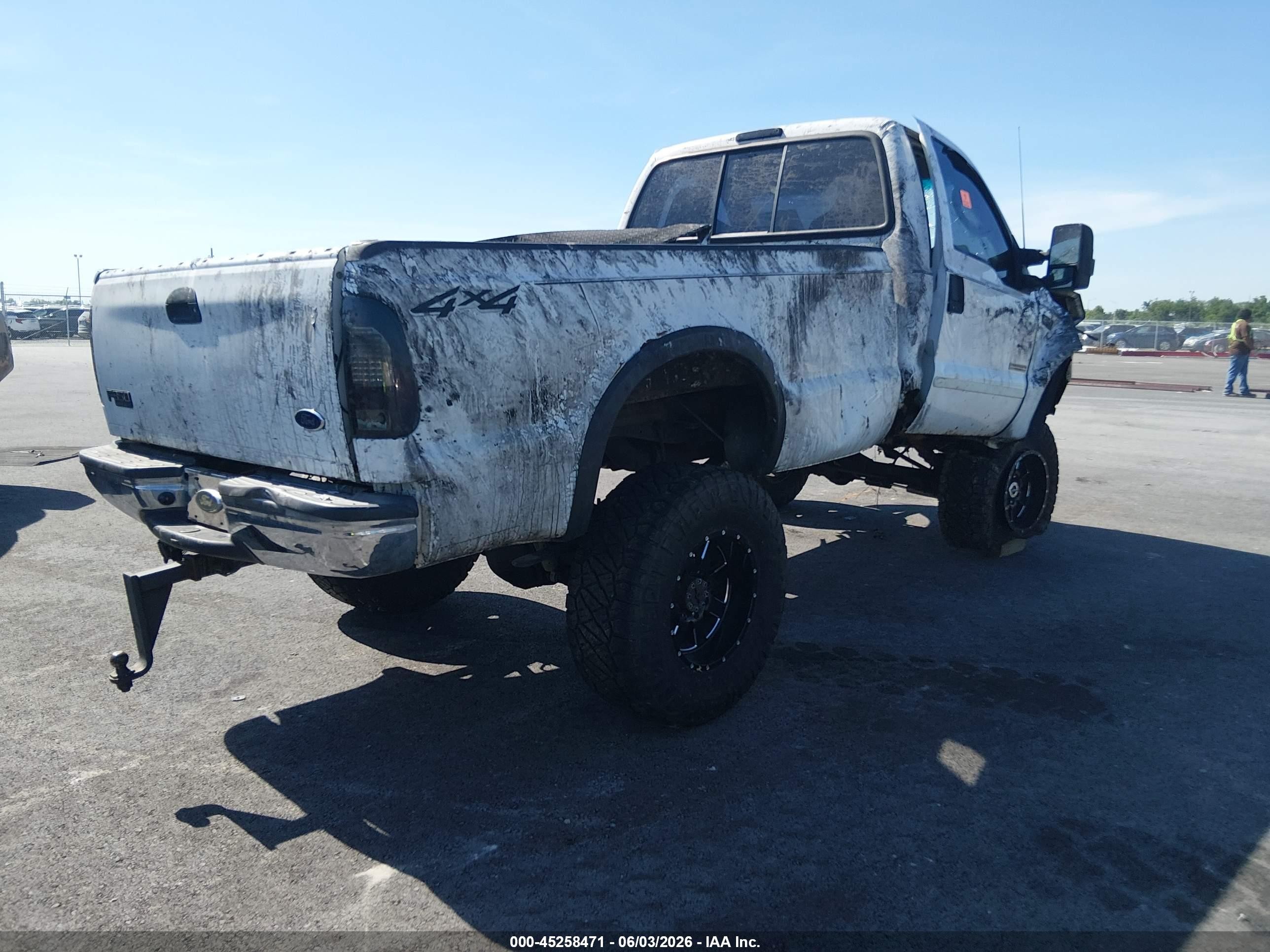 2003 Ford F-350 Xl/xlt White vin: 1FTSF31PX3EC01819