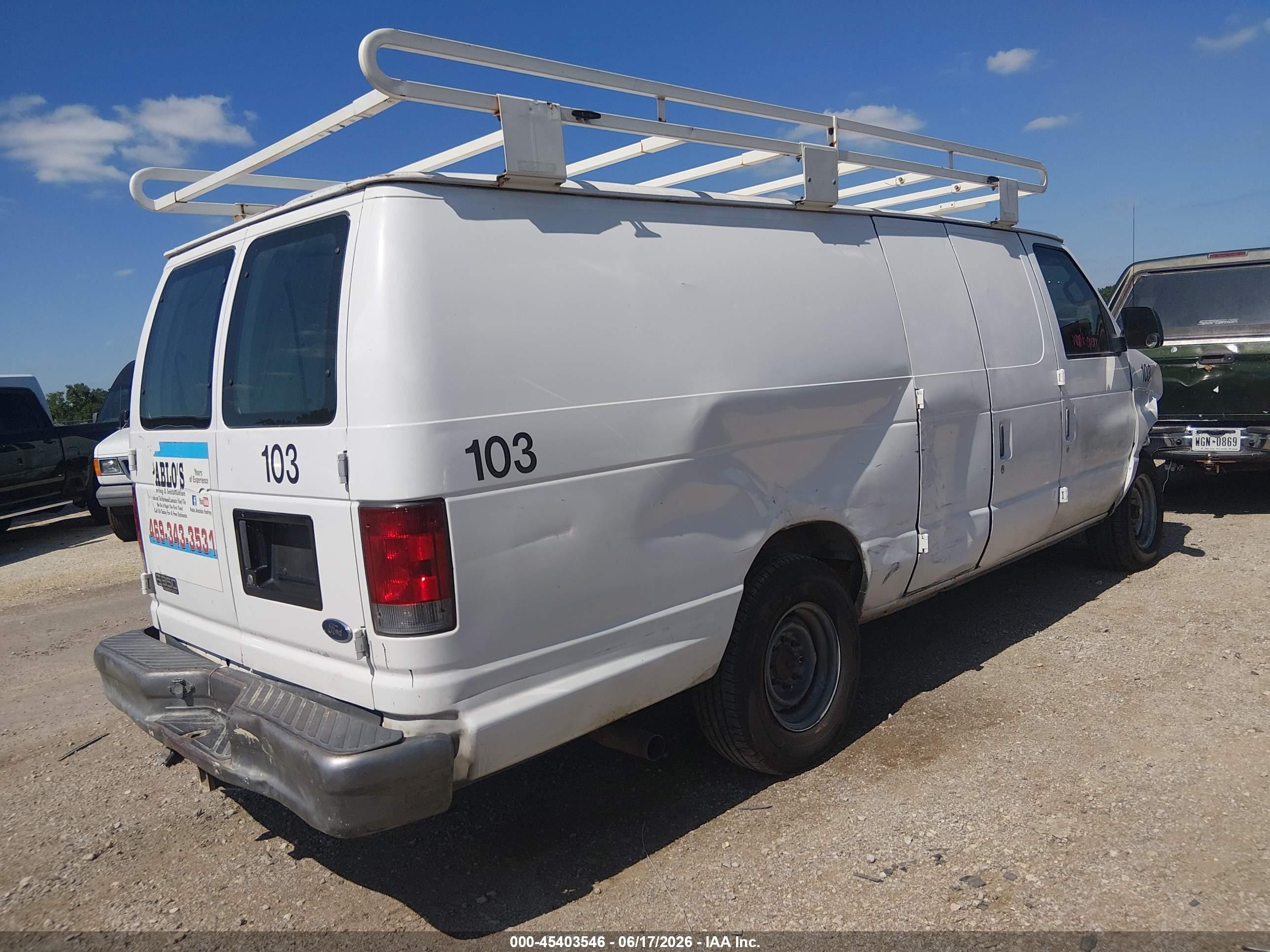 2002 Ford E-350 Super Duty Commercial/recreational White vin: 1FTSS34L02HB32219