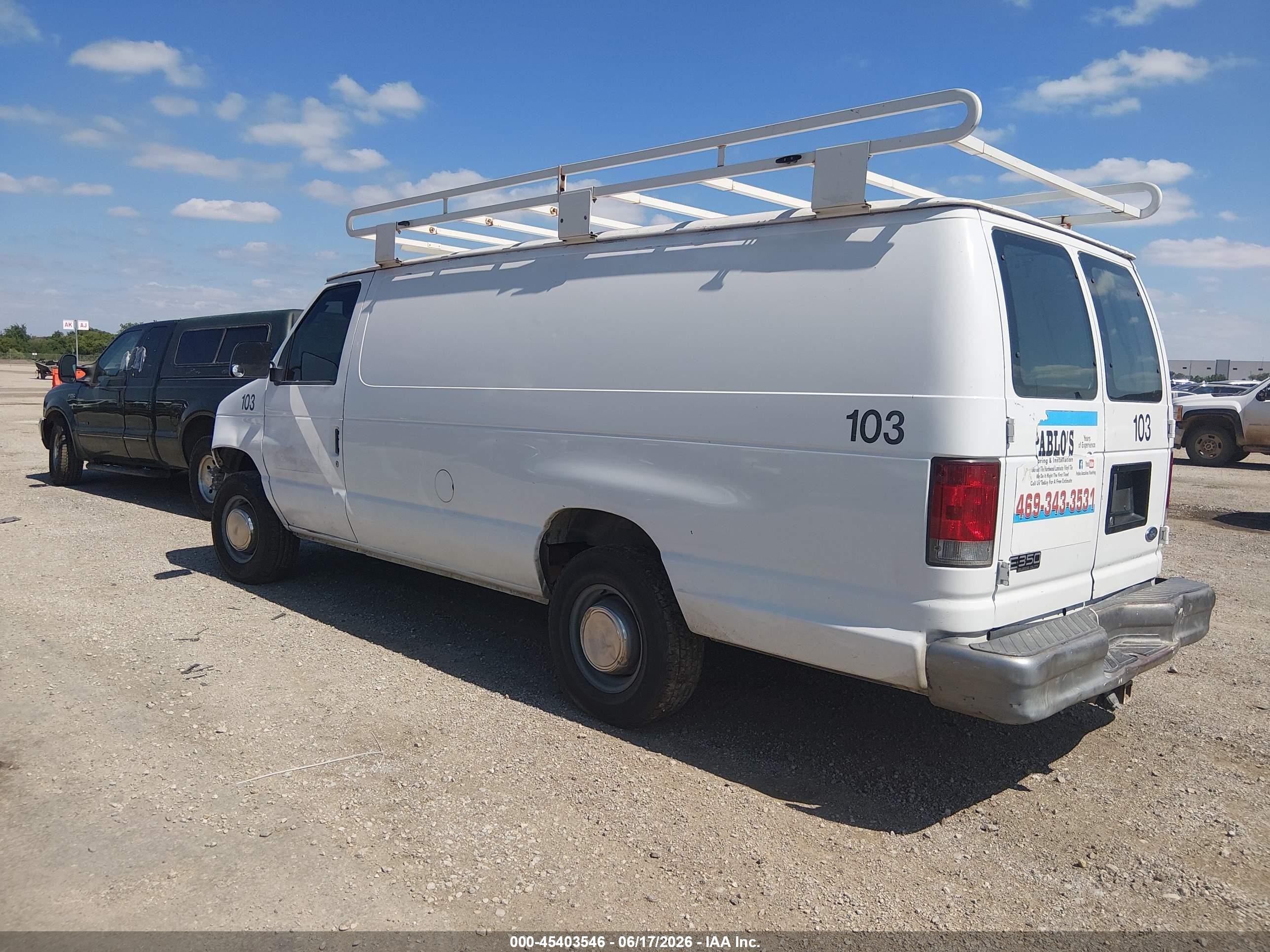 2002 Ford E-350 Super Duty Commercial/recreational White vin: 1FTSS34L02HB32219