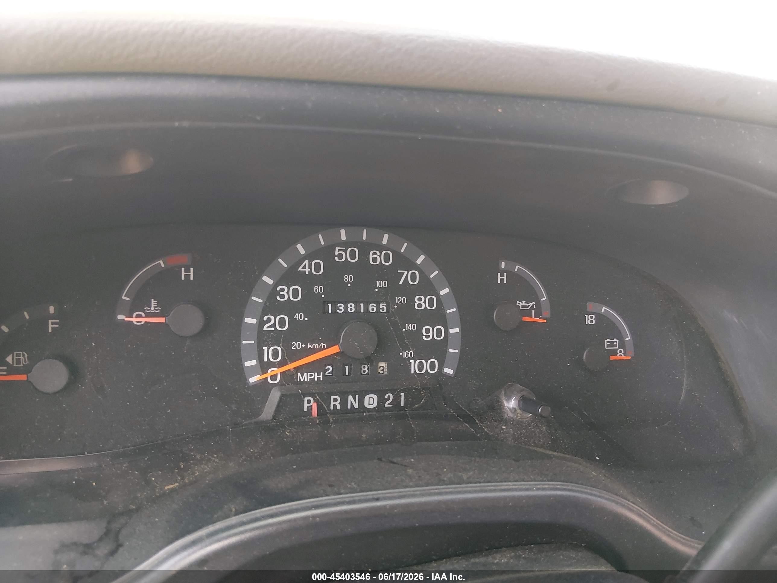 2002 Ford E-350 Super Duty Commercial/recreational White vin: 1FTSS34L02HB32219