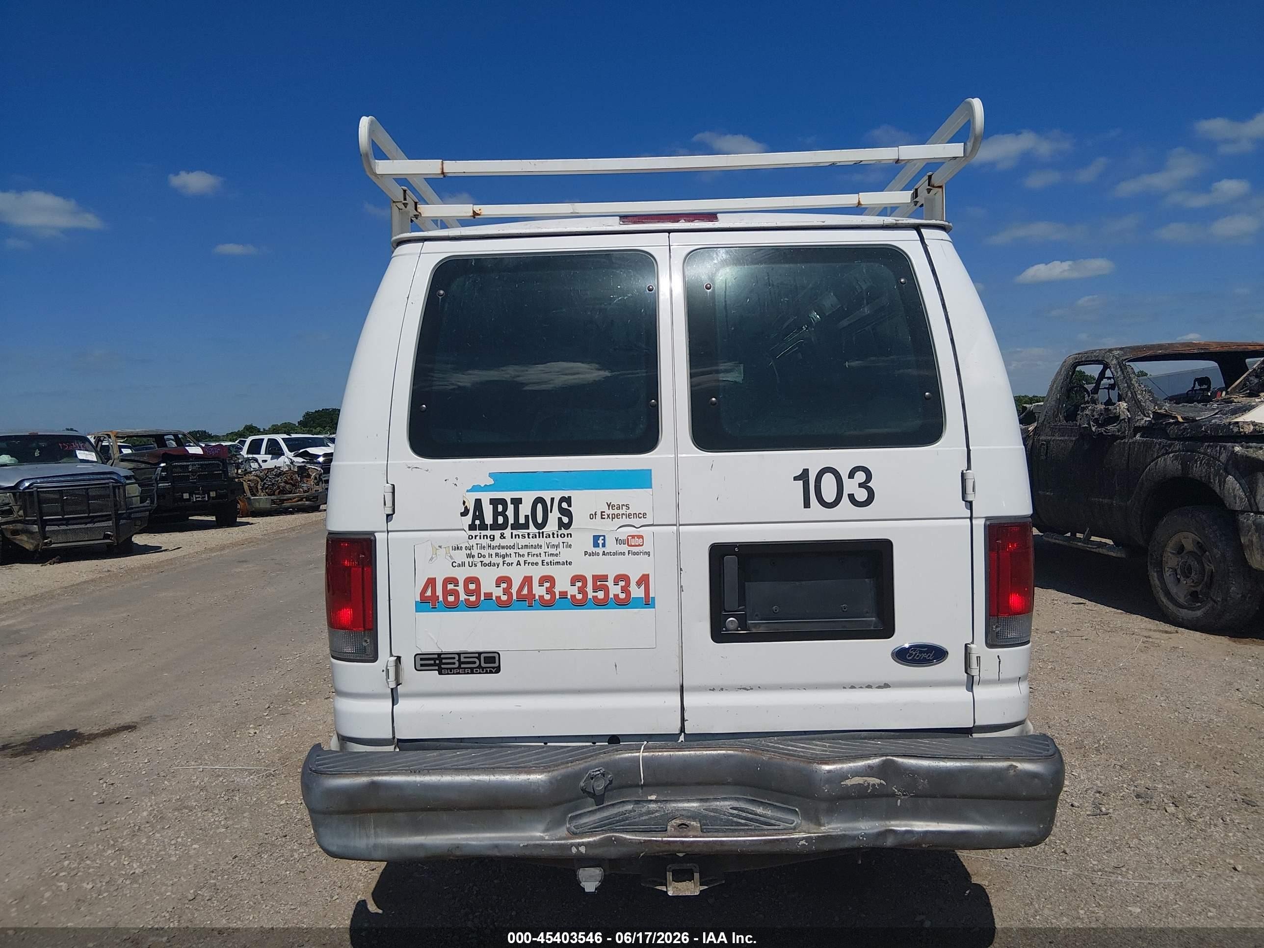 2002 Ford E-350 Super Duty Commercial/recreational White vin: 1FTSS34L02HB32219