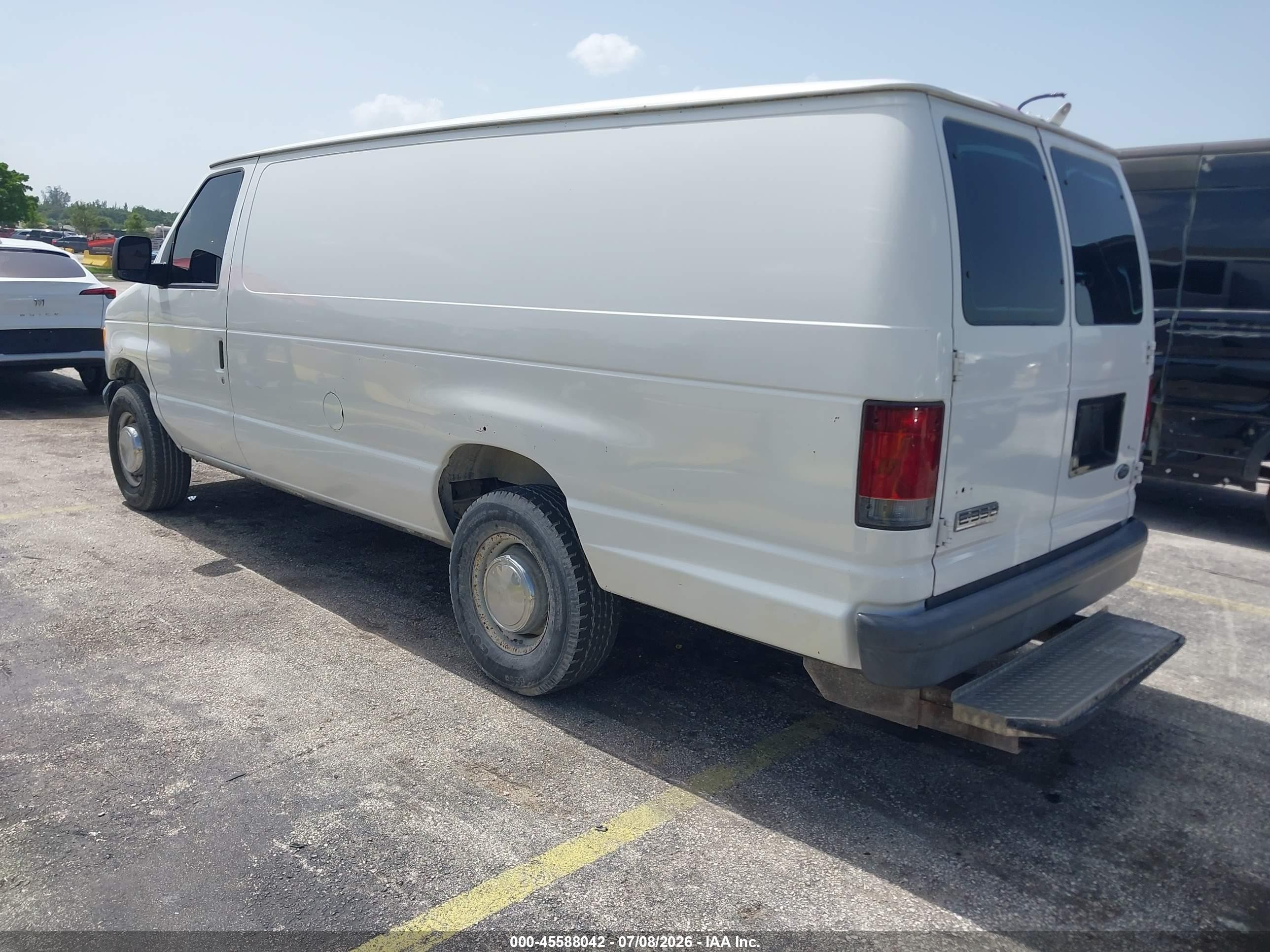 2006 Ford E-350 Super Duty Commercial/recreational White vin: 1FTSS34L16HA90164