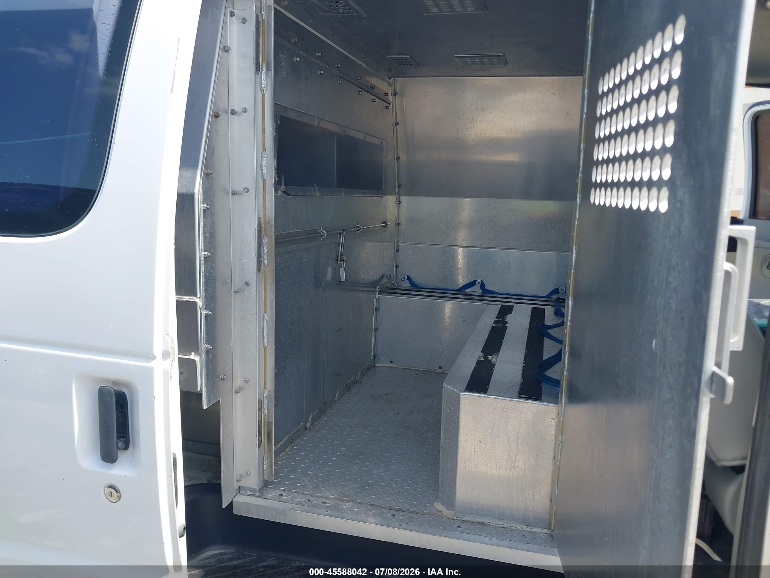 2006 Ford E-350 Super Duty Commercial/recreational White vin: 1FTSS34L16HA90164