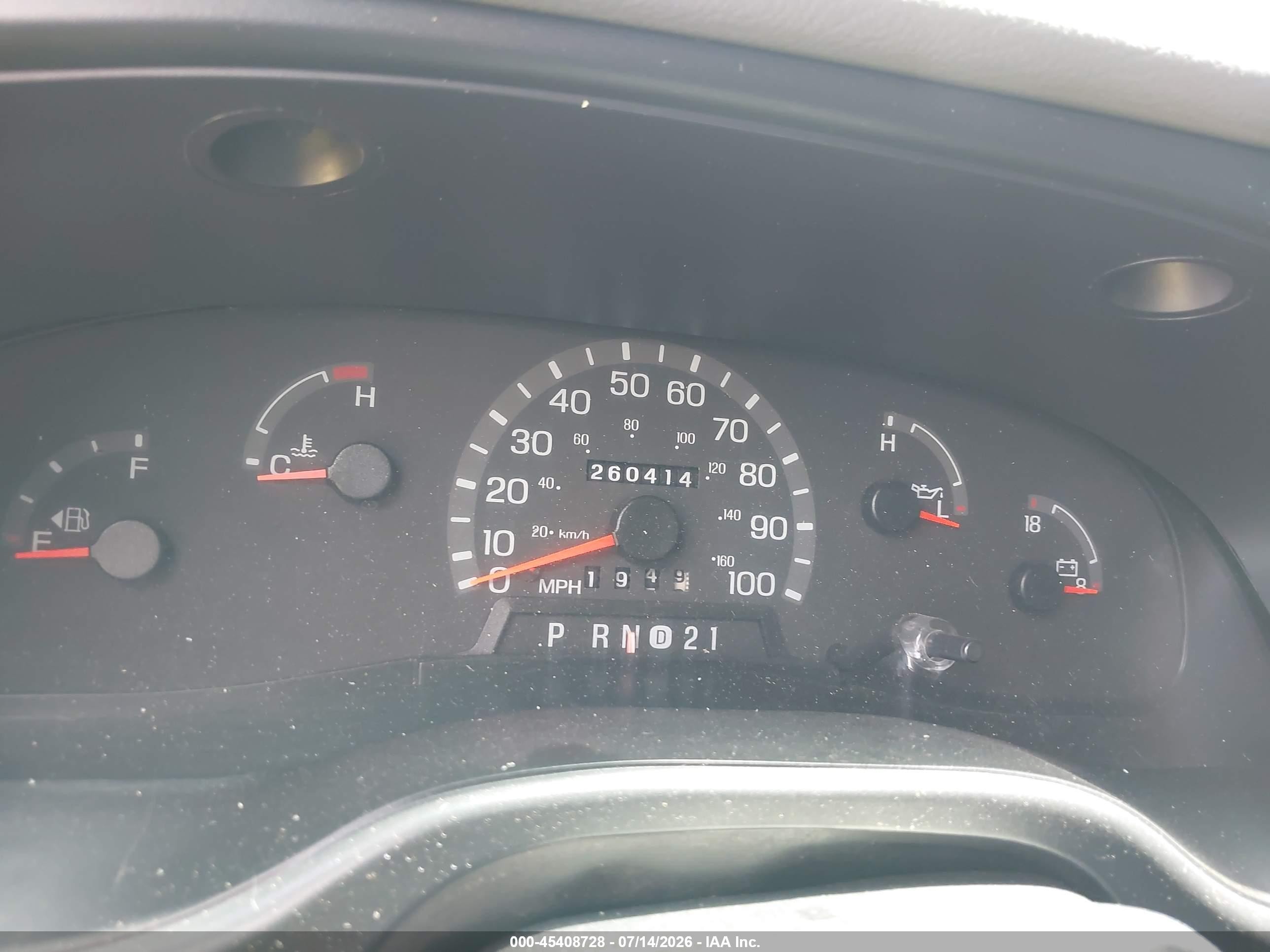 2000 Ford E-350 Super Duty Commercial/recreational White vin: 1FTSS34L5YHB98161