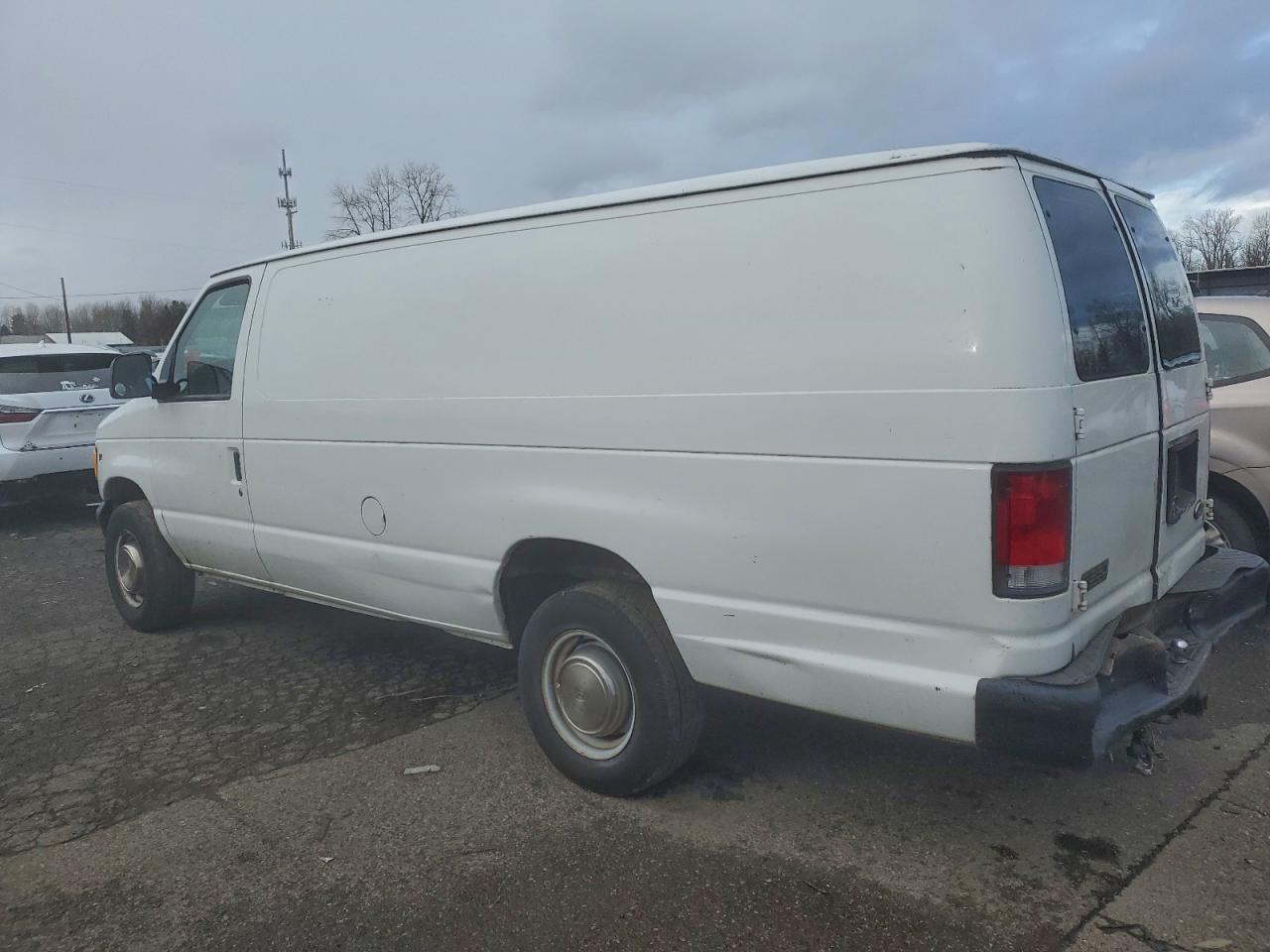 2001 Ford Econoline E350 Super Duty Van Белый vin: 1FTSS34L61HA50073