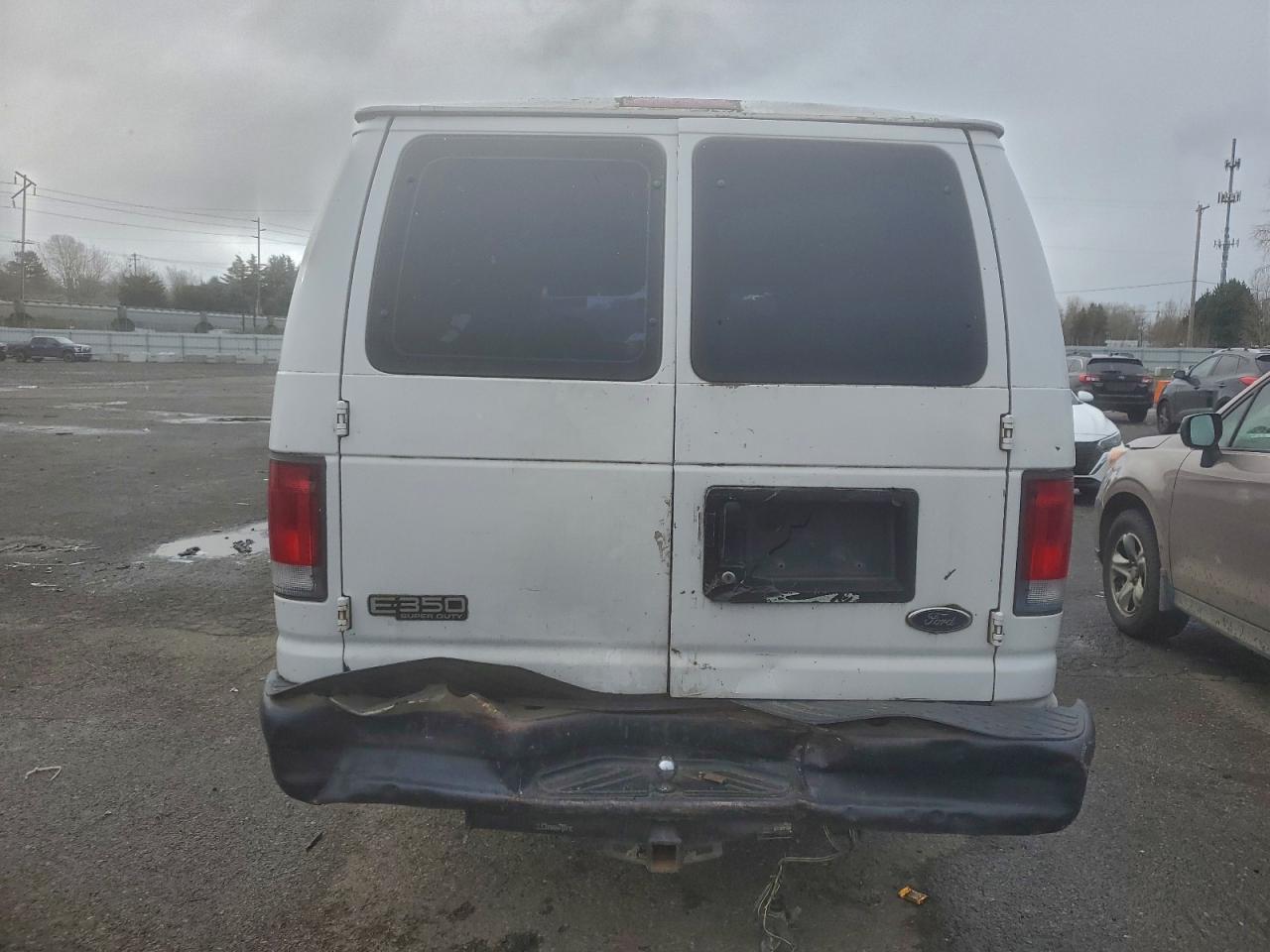 2001 Ford Econoline E350 Super Duty Van Белый vin: 1FTSS34L61HA50073