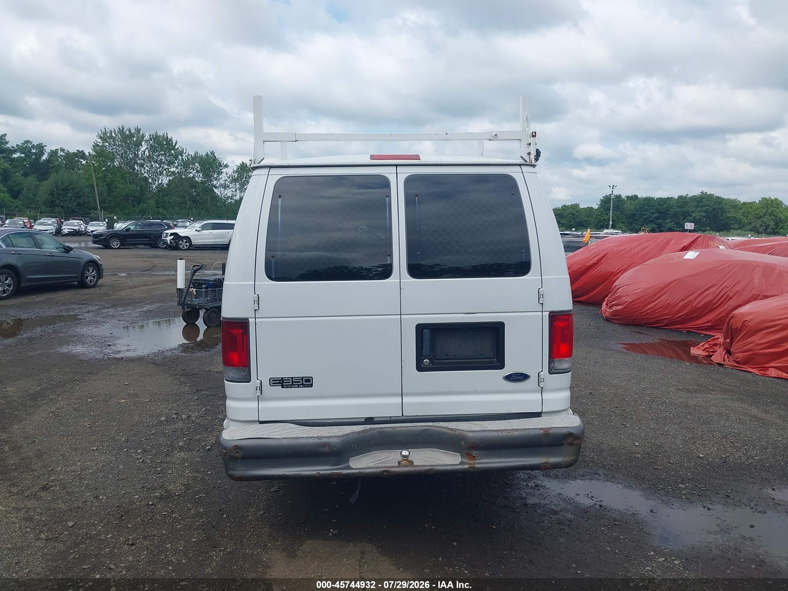 2003 Ford E-350 Super Duty Commercial/recreational White vin: 1FTSS34L83HC07766