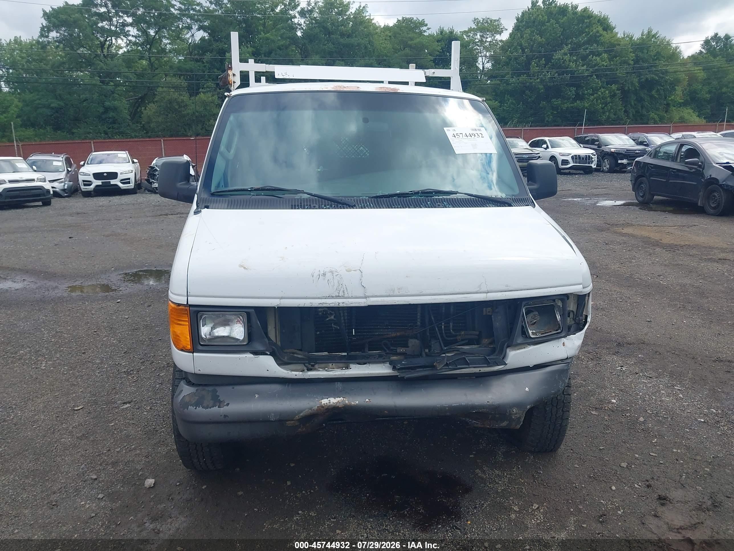 2003 Ford E-350 Super Duty Commercial/recreational White vin: 1FTSS34L83HC07766