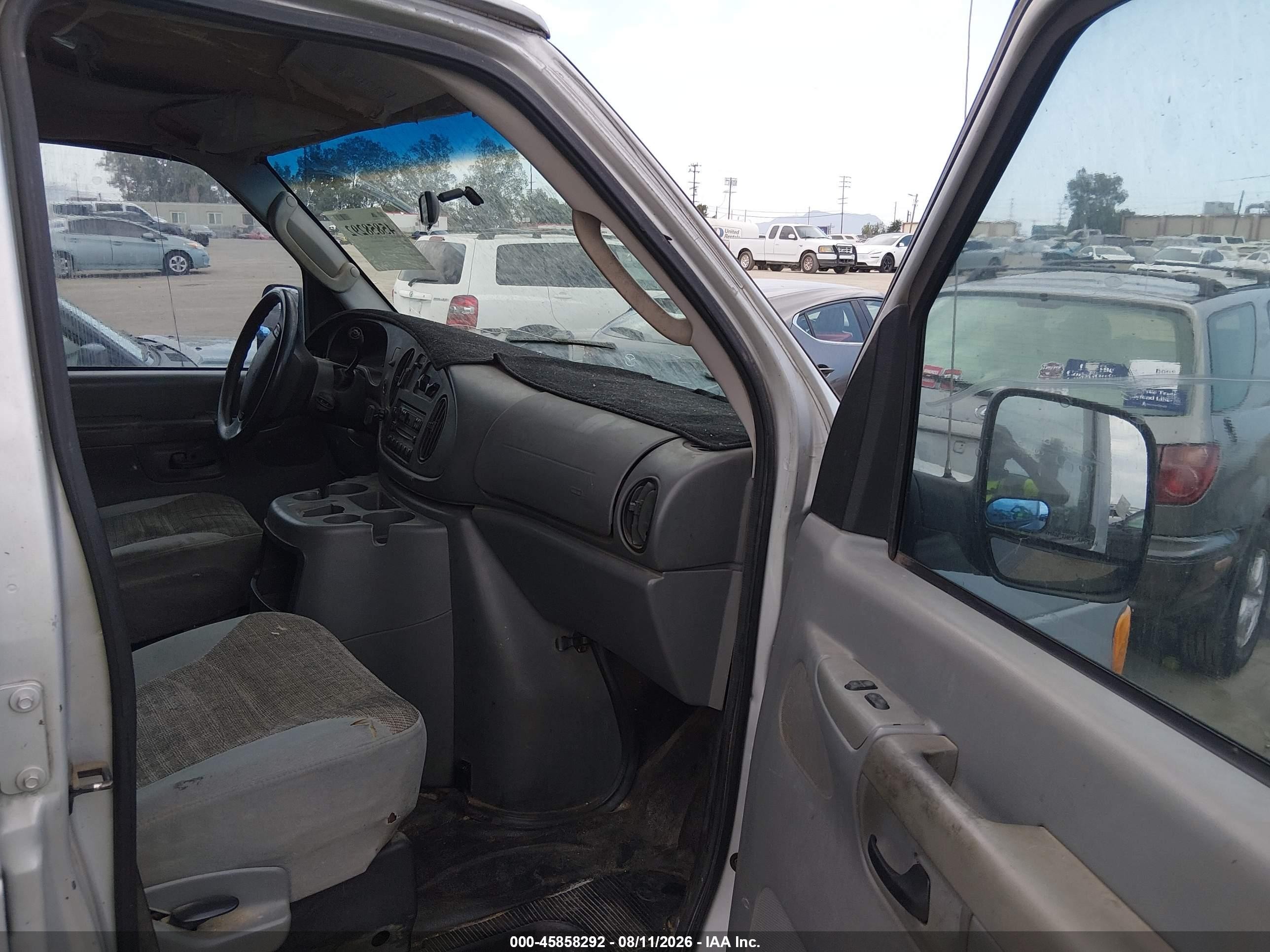 2004 Ford E-350 Super Duty Commercial/recreational Gray vin: 1FTSS34P04HB14387