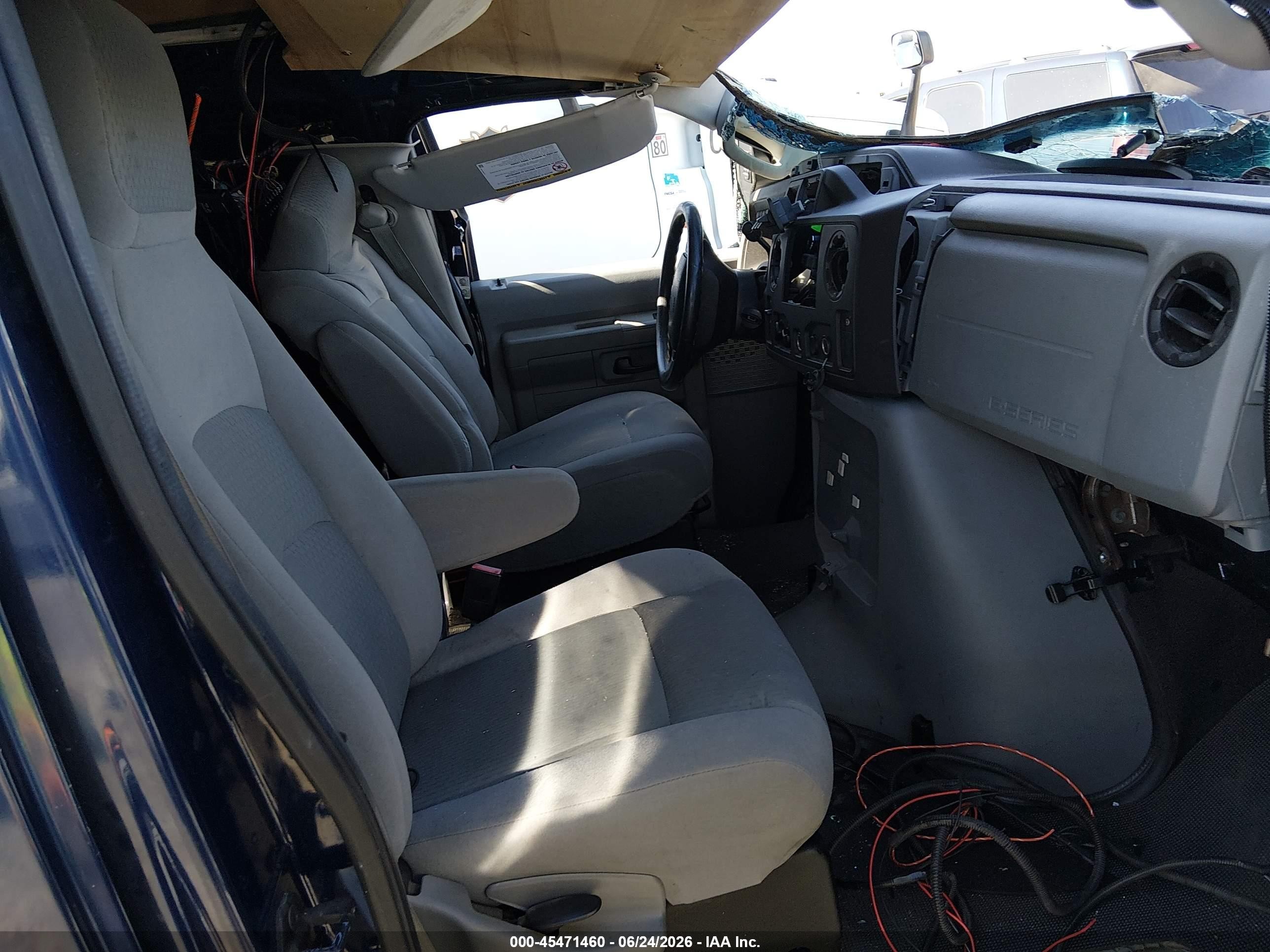 2009 Ford E-350 Super Duty Commercial Blue vin: 1FTSS34P99DA07143