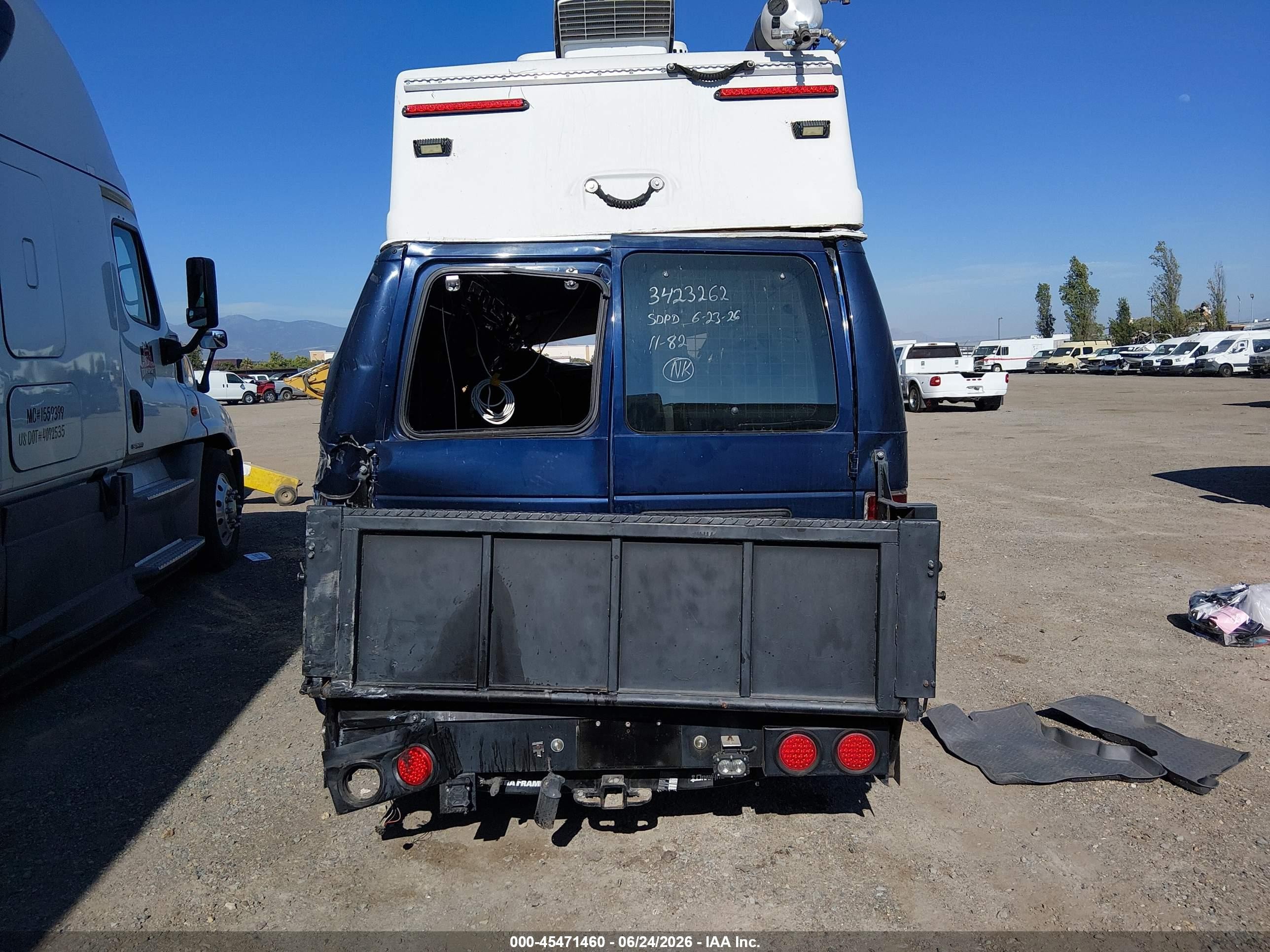 2009 Ford E-350 Super Duty Commercial Blue vin: 1FTSS34P99DA07143