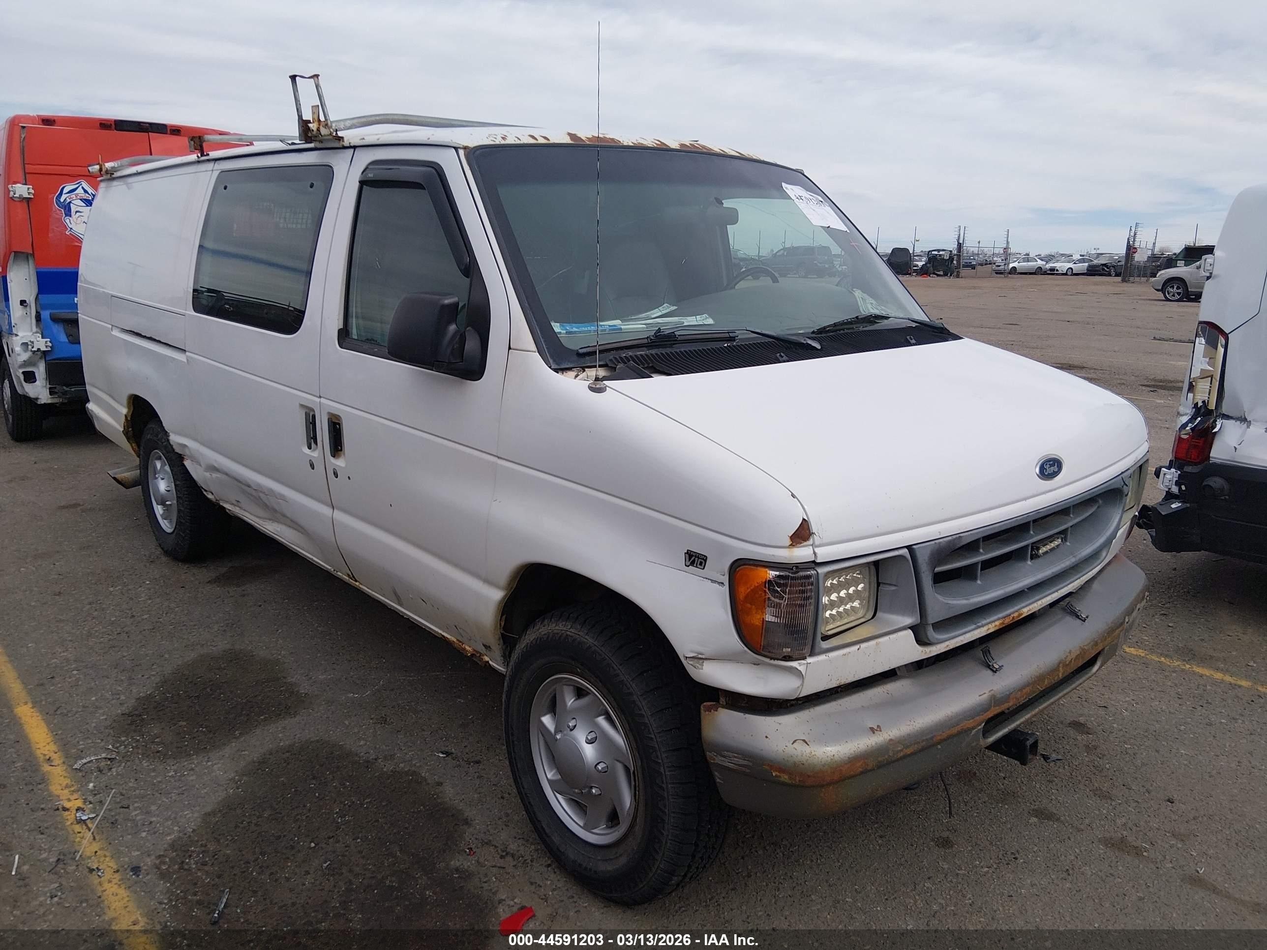 2000 Ford E-350 Super Duty Commercial/recreational White vin: 1FTSS34S4YHB46009