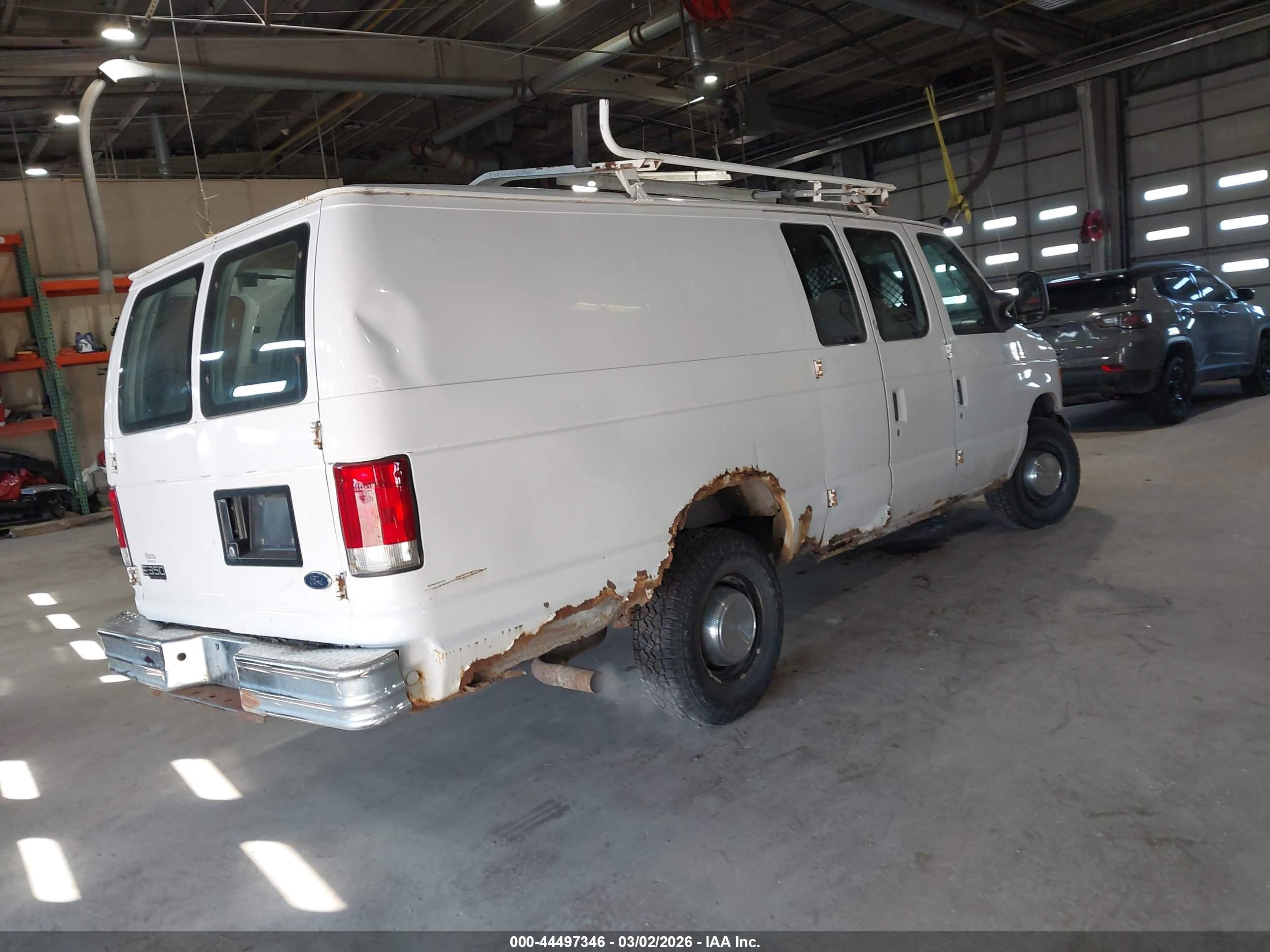 2005 Ford E-350 Super Duty Commercial/recreational White vin: 1FTSS34S55HA34203