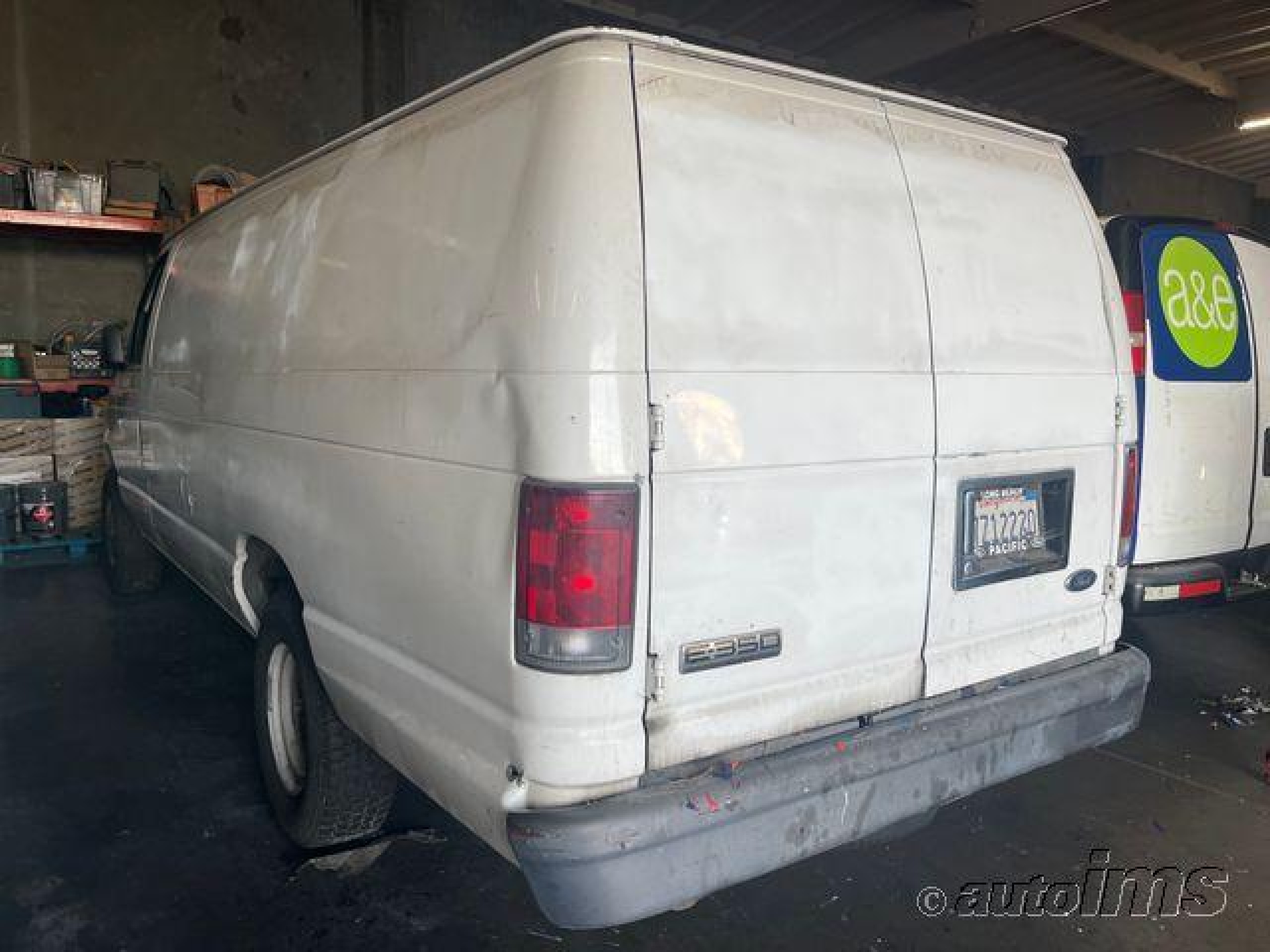 2006 Ford Econoline E350 Super Duty Van vin: 1FTSS34S56HA98825