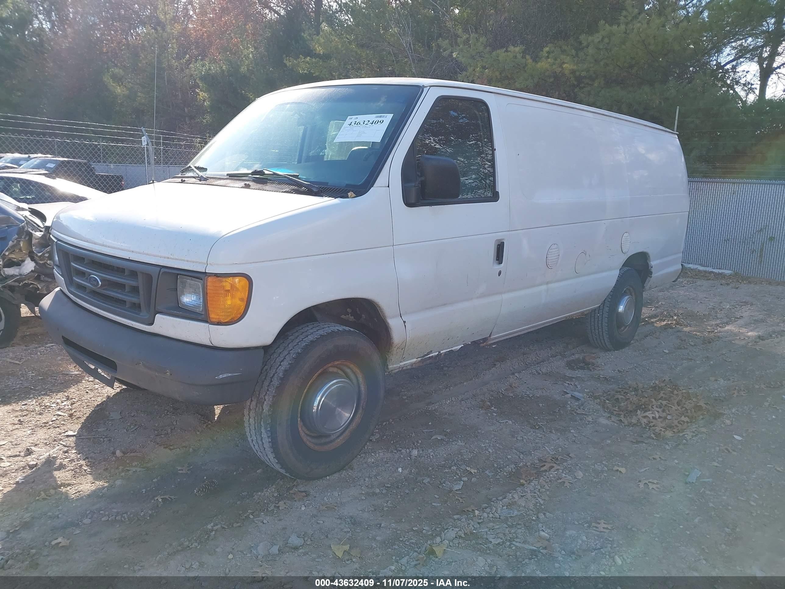 2005 Ford E-350 Super Duty Commercial/recreational White vin: 1FTSS34S95HA79600