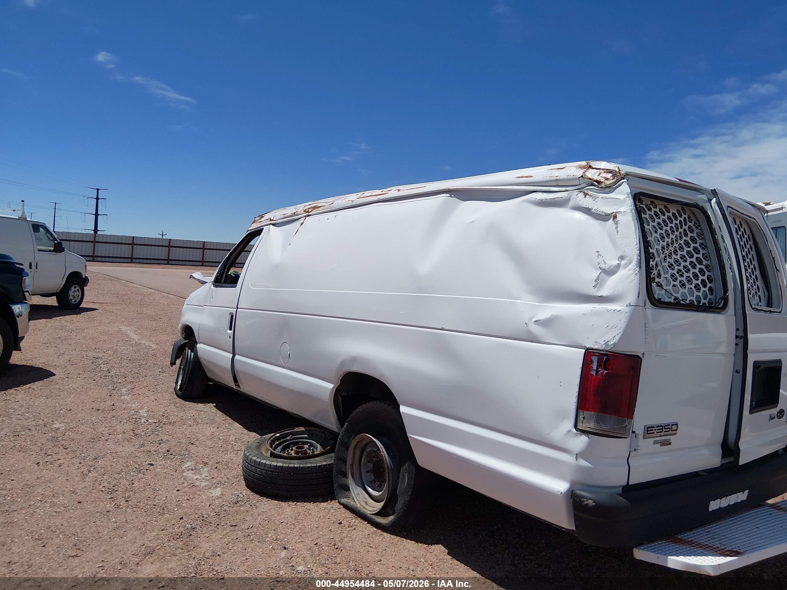 2012 Ford E-350 Super Duty Commercial White vin: 1FTSS3EL1CDA13957