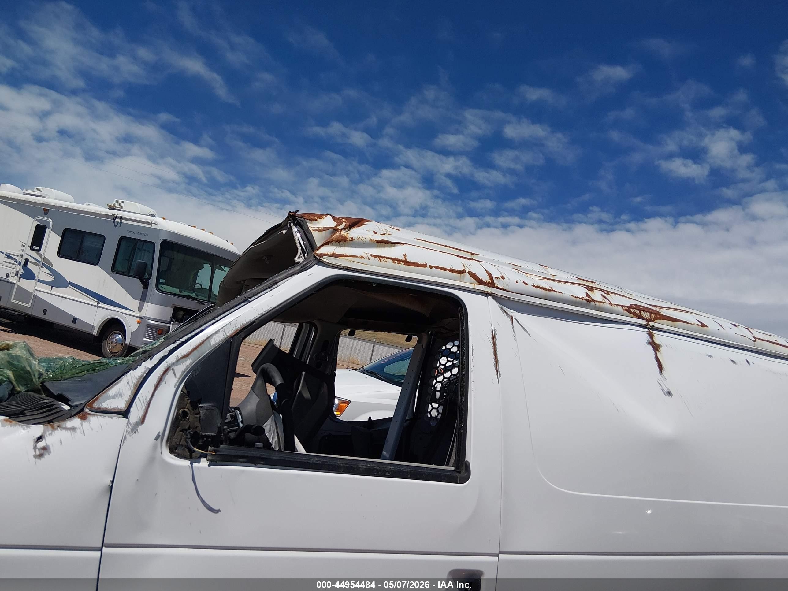 2012 Ford E-350 Super Duty Commercial White vin: 1FTSS3EL1CDA13957