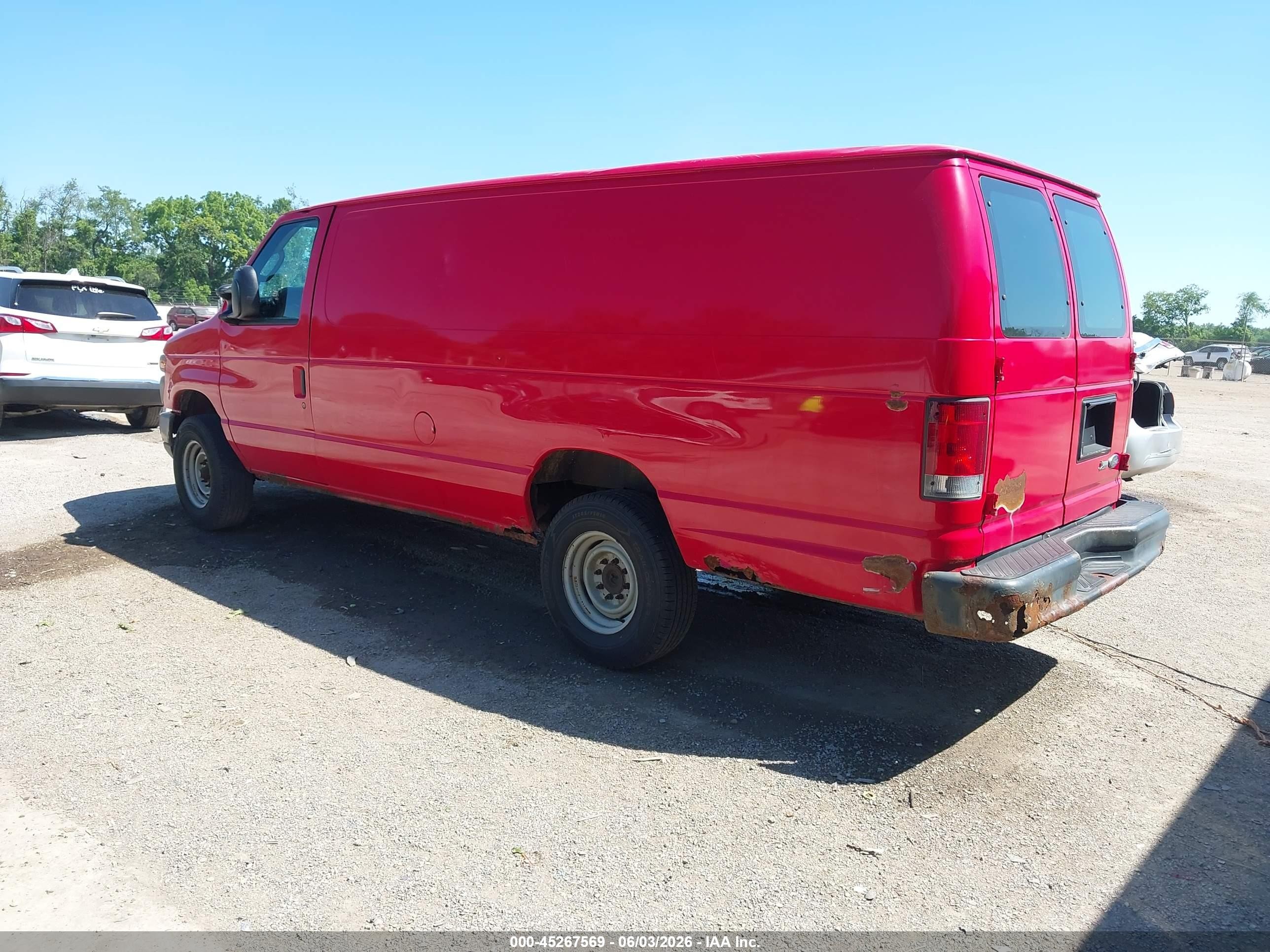 2013 Ford E-350 Super Duty Commercial/recreational Red vin: 1FTSS3EL2DDA99572