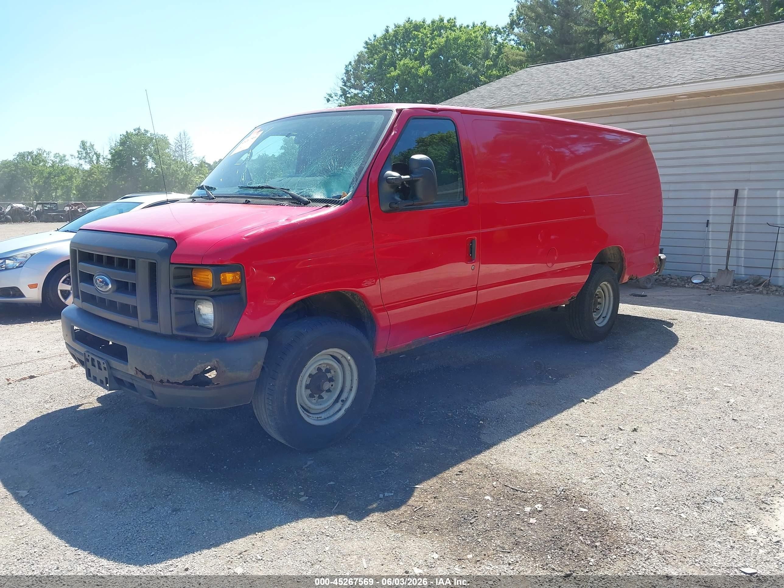 2013 Ford E-350 Super Duty Commercial/recreational Red vin: 1FTSS3EL2DDA99572