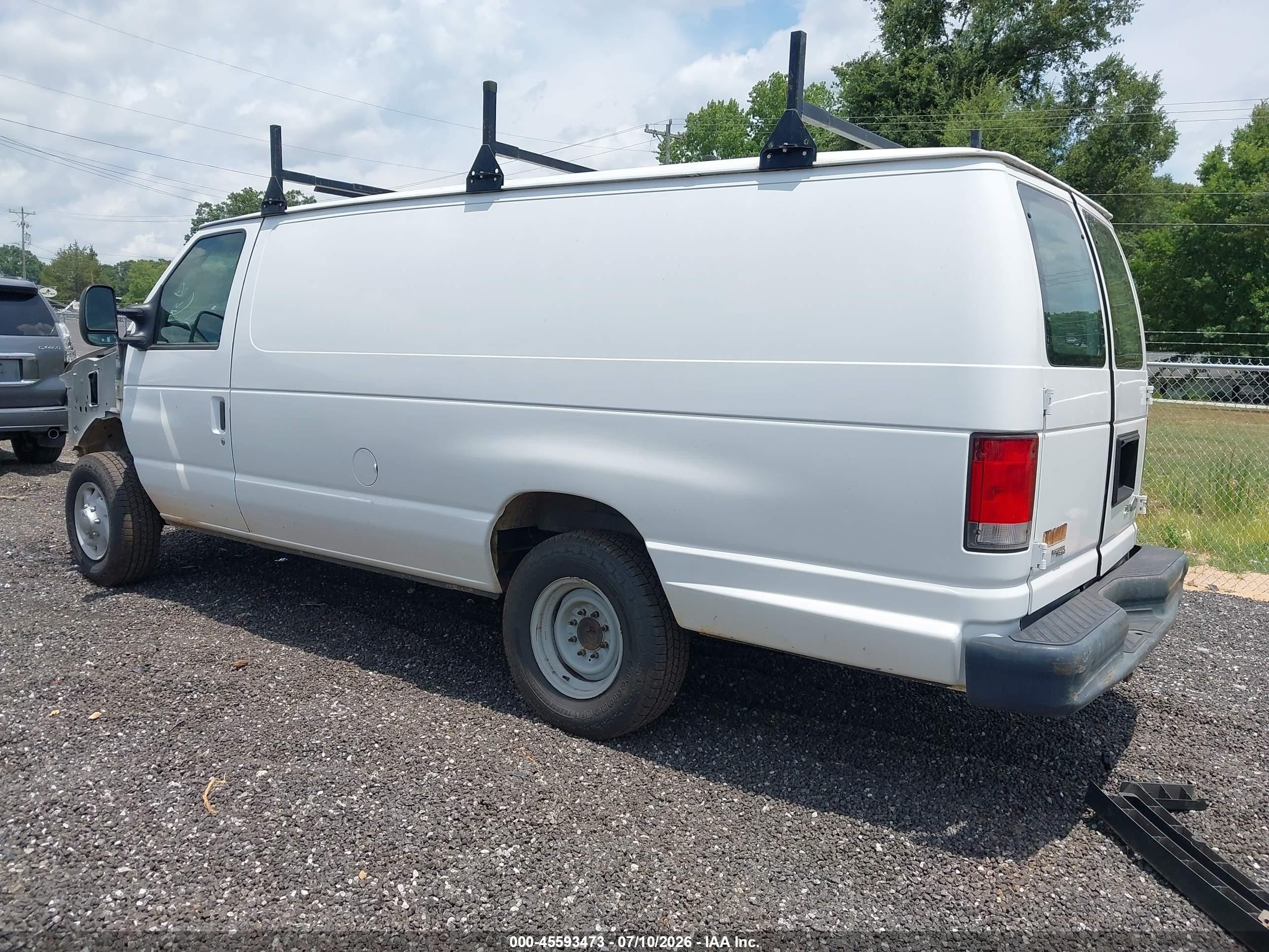 2014 Ford E-350 Super Duty Commercial White vin: 1FTSS3EL2EDA07202