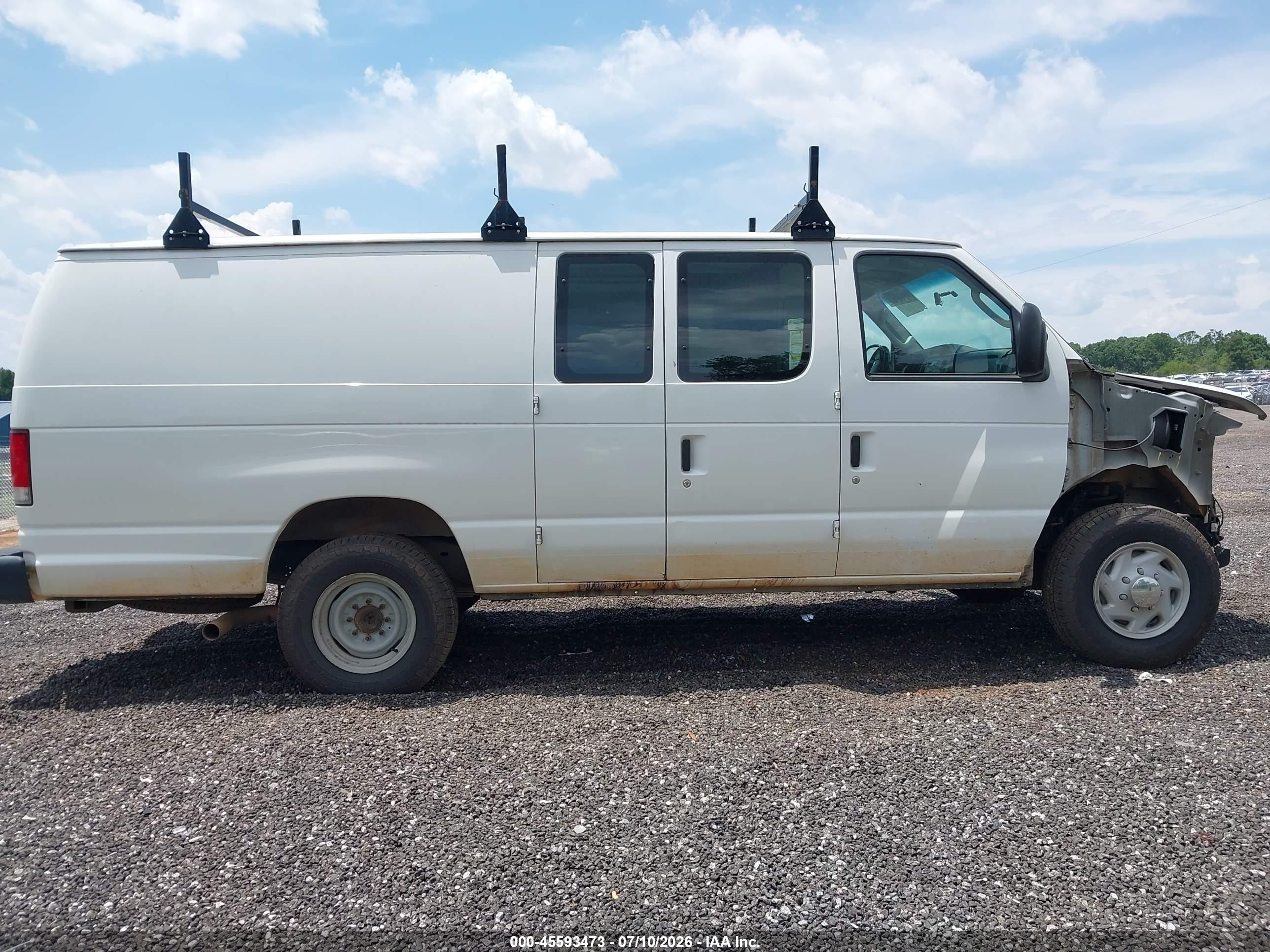 2014 Ford E-350 Super Duty Commercial White vin: 1FTSS3EL2EDA07202