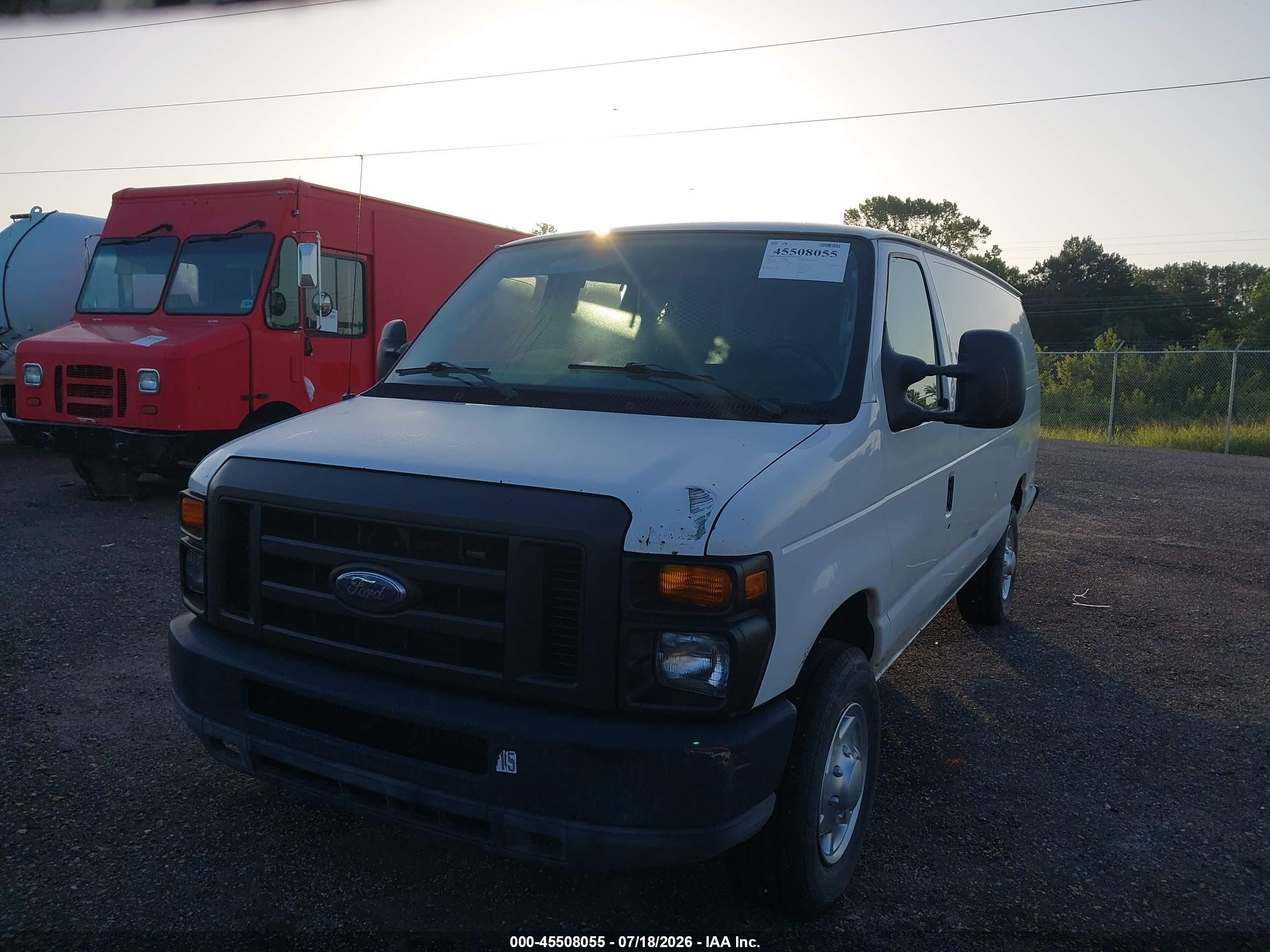 2011 Ford E-350 Super Duty Commercial/recreational White vin: 1FTSS3EL3BDA40284