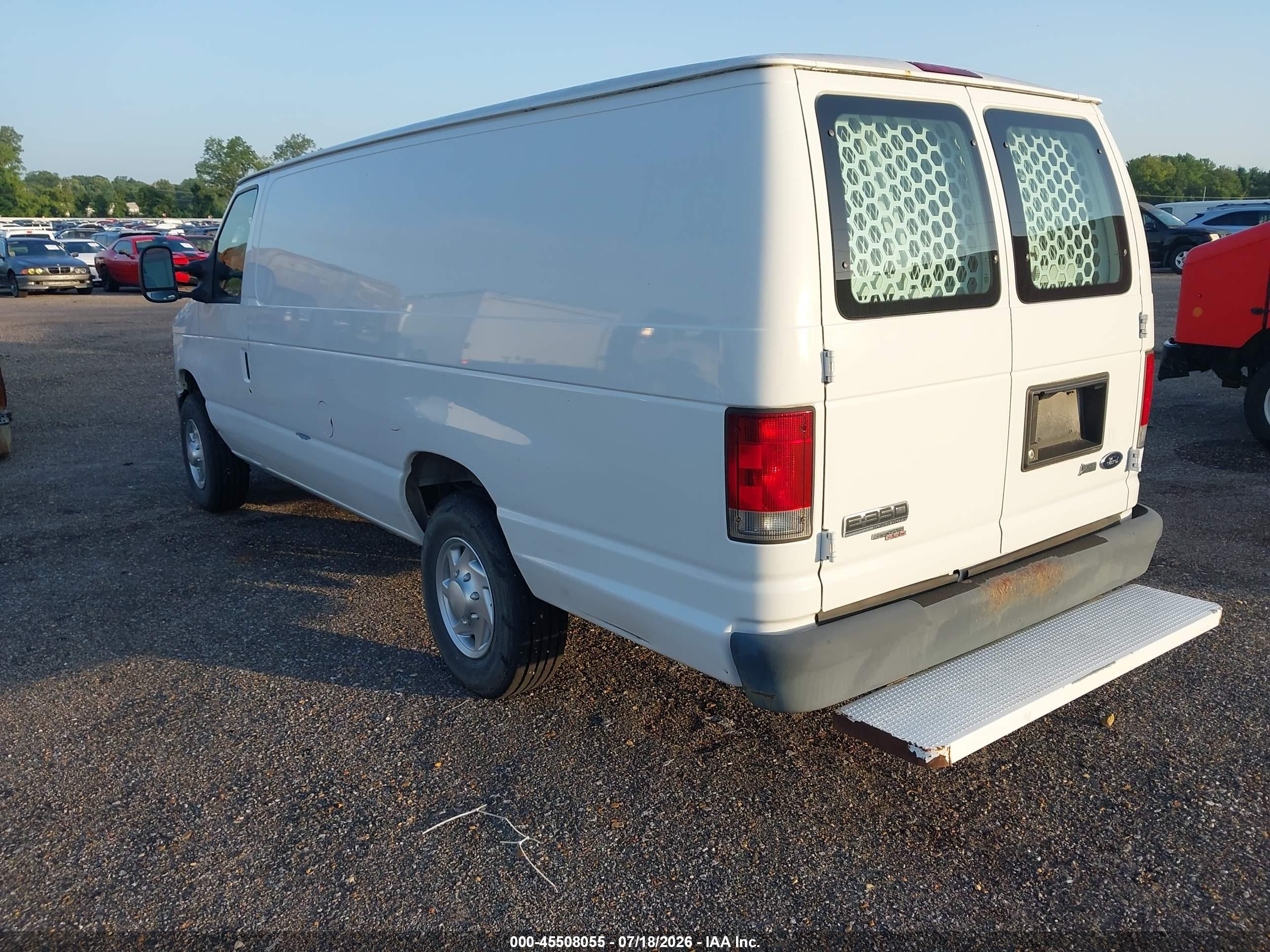 2011 Ford E-350 Super Duty Commercial/recreational White vin: 1FTSS3EL3BDA40284
