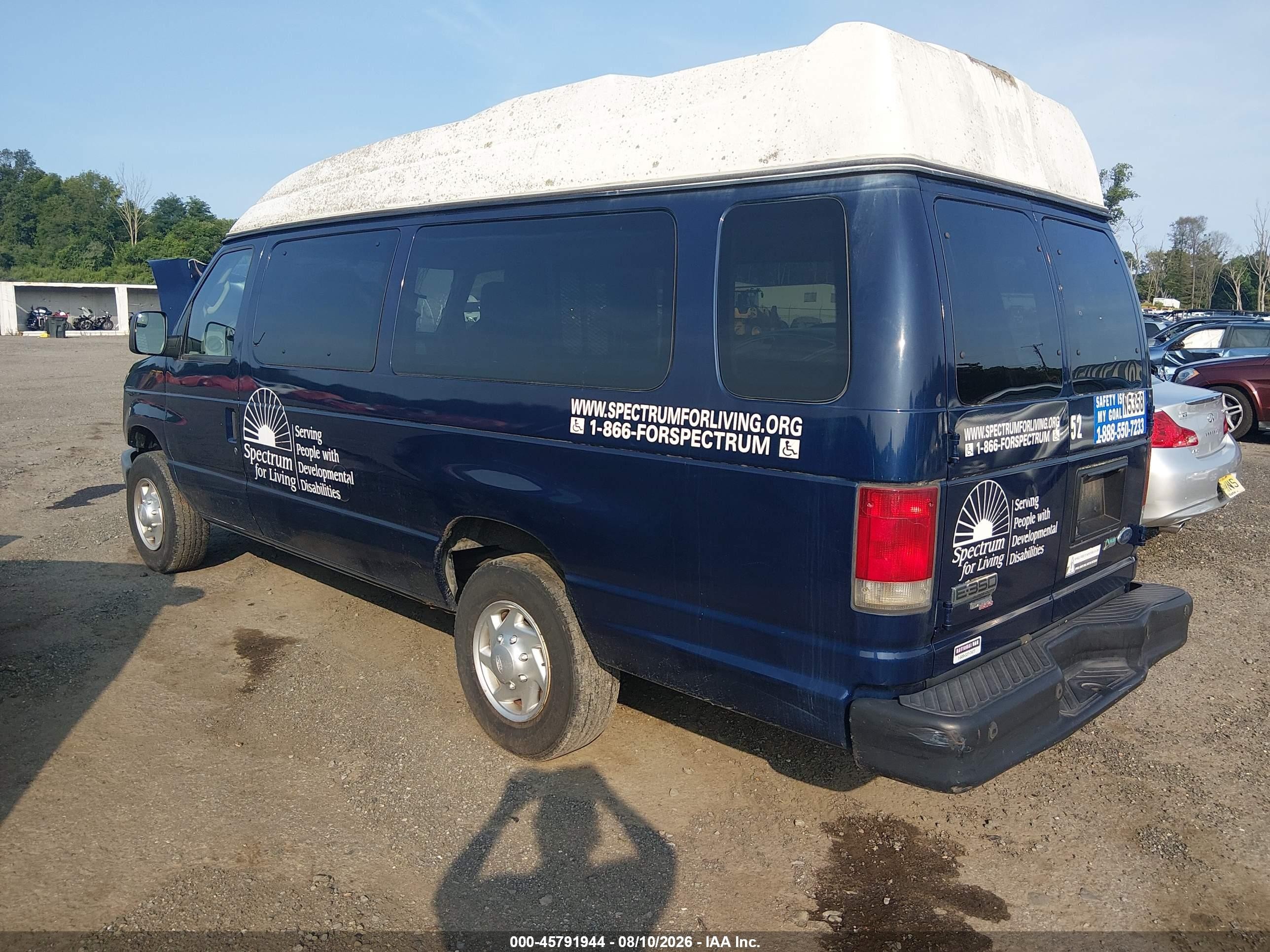 2011 Ford E-350 Super Duty Commercial Blue vin: 1FTSS3EL4BDB05420
