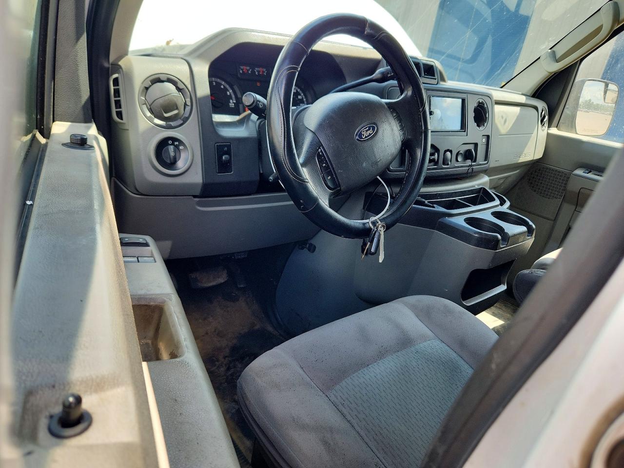 2013 Ford Econoline E350 Super Duty Van White vin: 1FTSS3EL4DDA38062