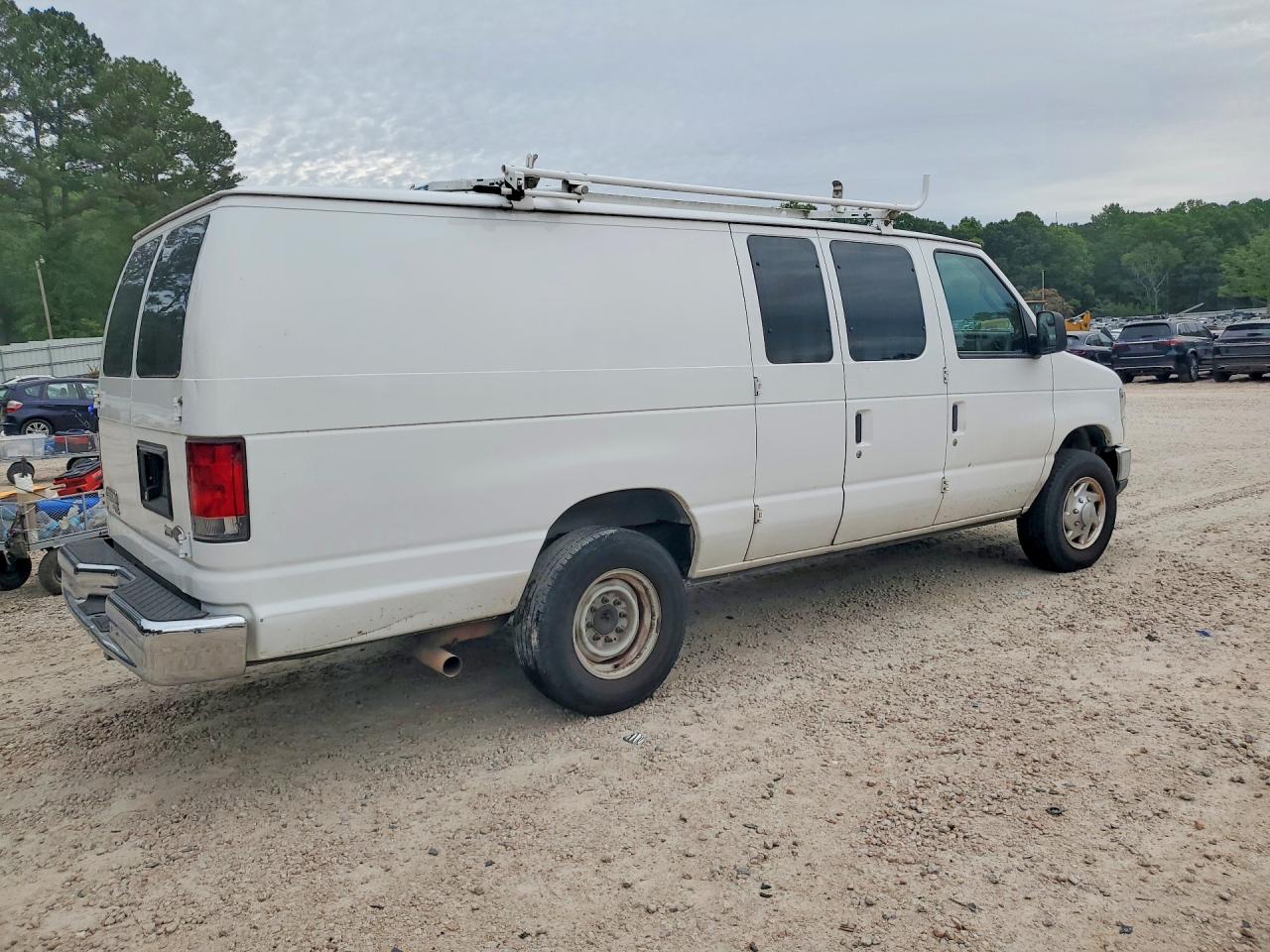 2014 Ford Econoline E350 Super Duty Van White vin: 1FTSS3EL4EDA64047