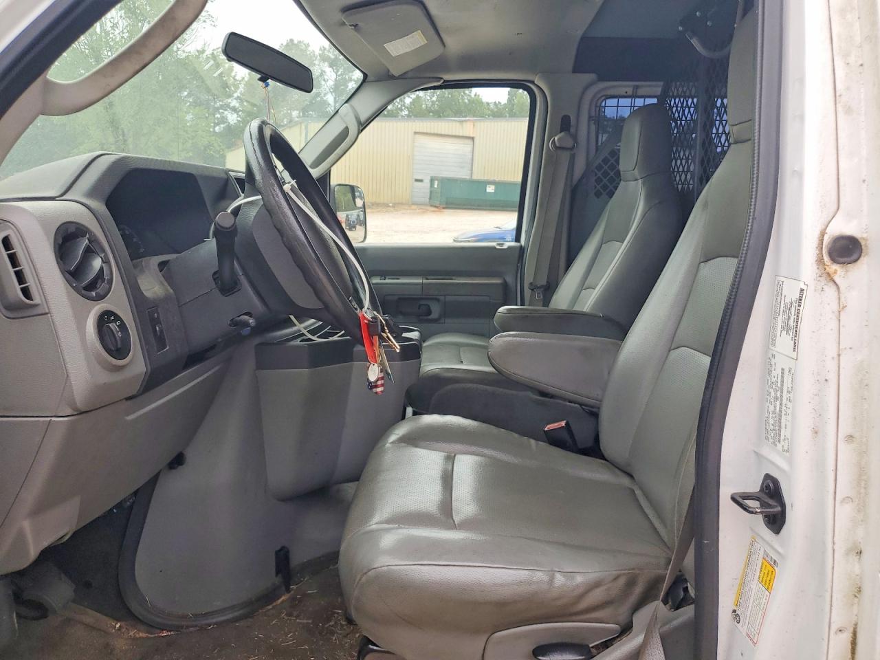 2014 Ford Econoline E350 Super Duty Van White vin: 1FTSS3EL4EDA64047