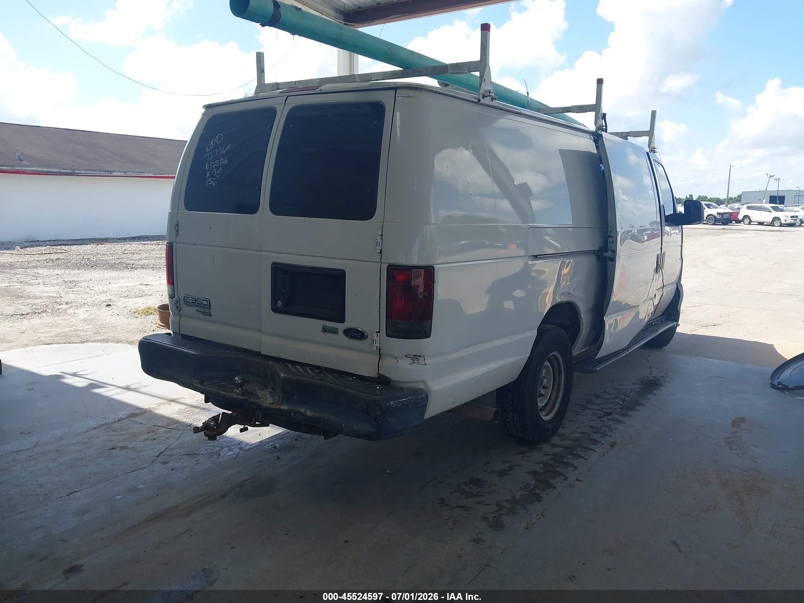 2013 Ford E-350 Super Duty Commercial White vin: 1FTSS3EL5DDA90283