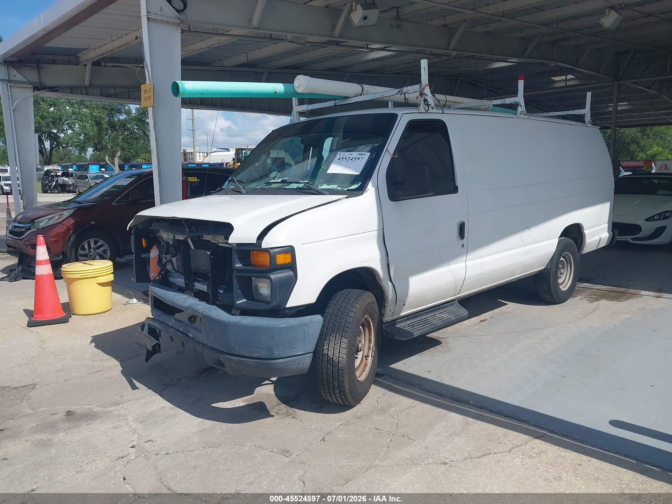 2013 Ford E-350 Super Duty Commercial White vin: 1FTSS3EL5DDA90283