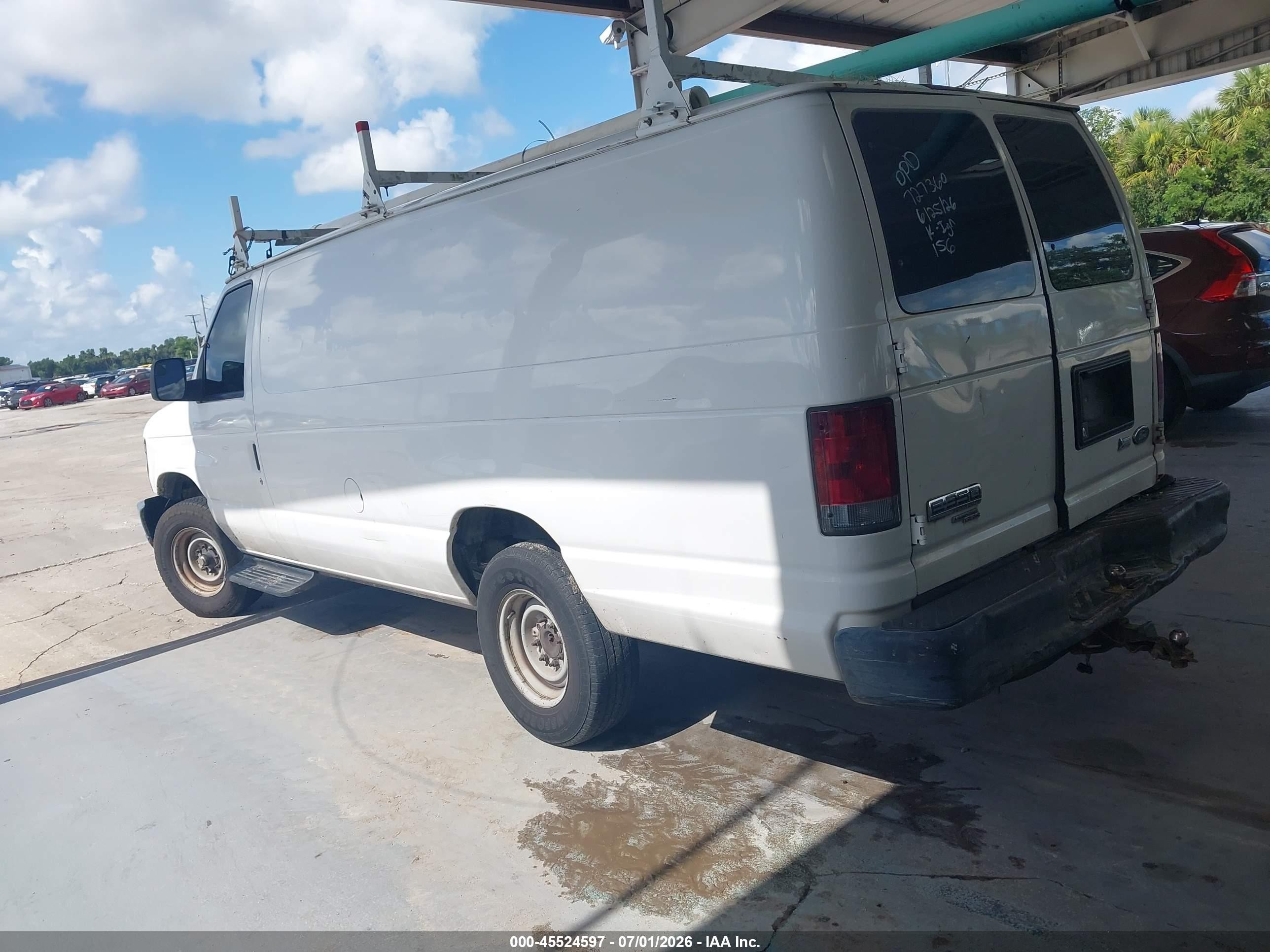 2013 Ford E-350 Super Duty Commercial White vin: 1FTSS3EL5DDA90283