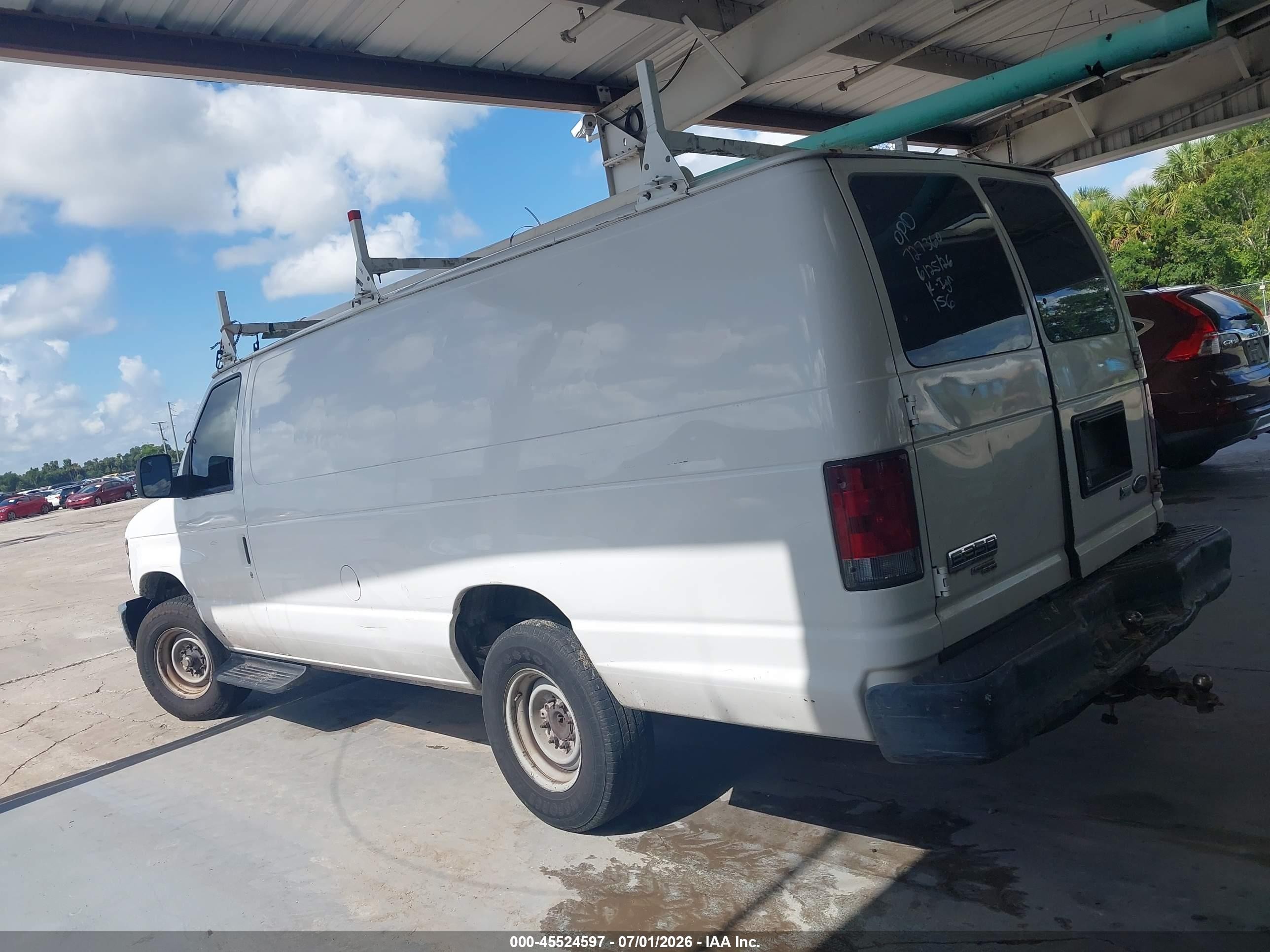 2013 Ford E-350 Super Duty Commercial White vin: 1FTSS3EL5DDA90283
