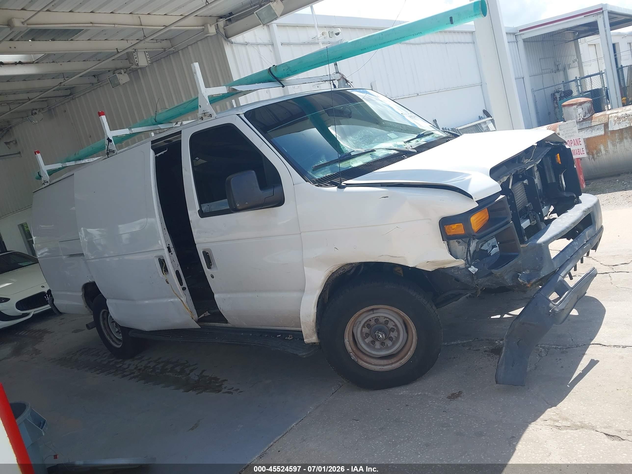2013 Ford E-350 Super Duty Commercial White vin: 1FTSS3EL5DDA90283
