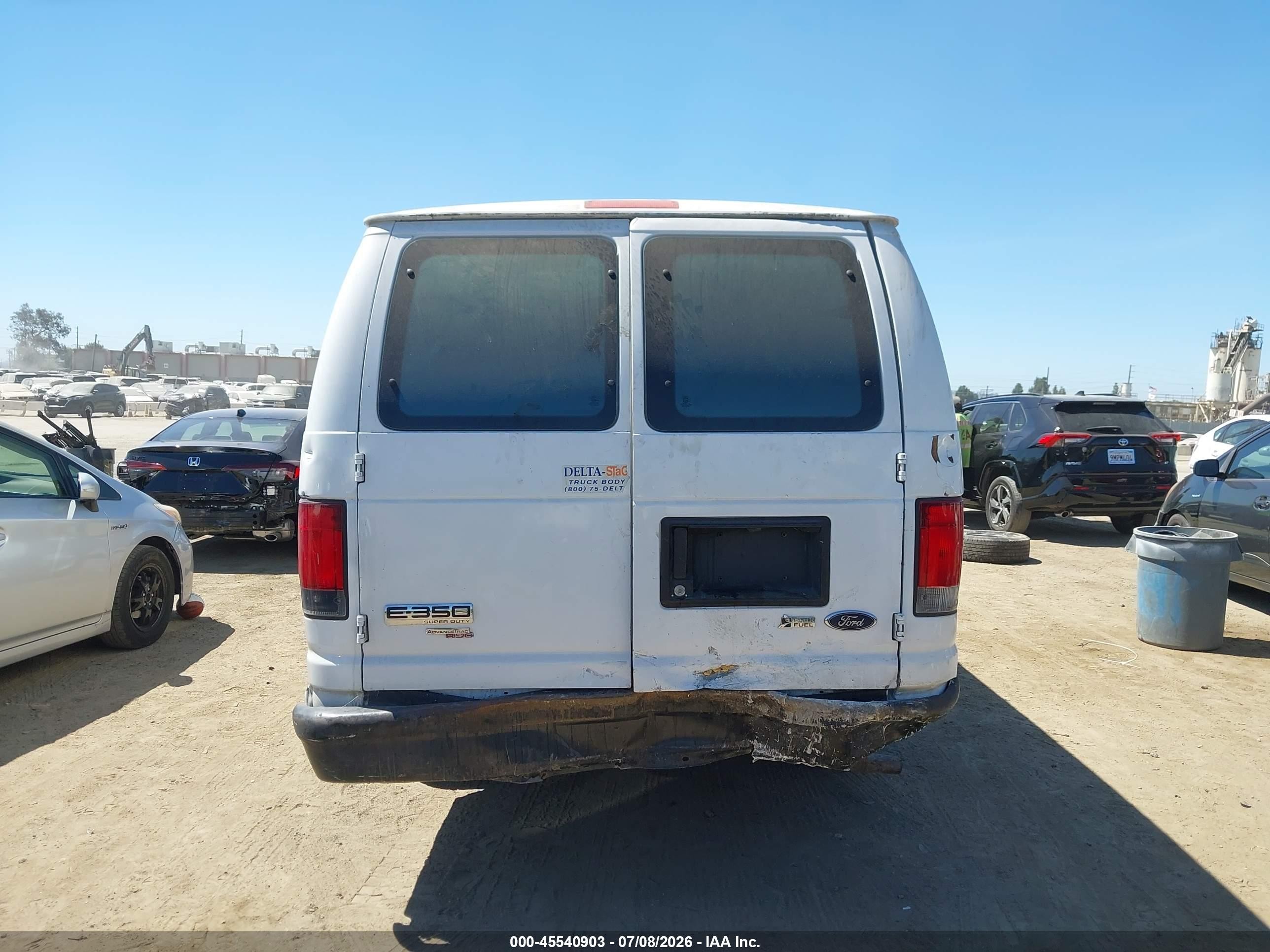 2014 Ford E-350 Super Duty Commercial White vin: 1FTSS3EL6EDA09325