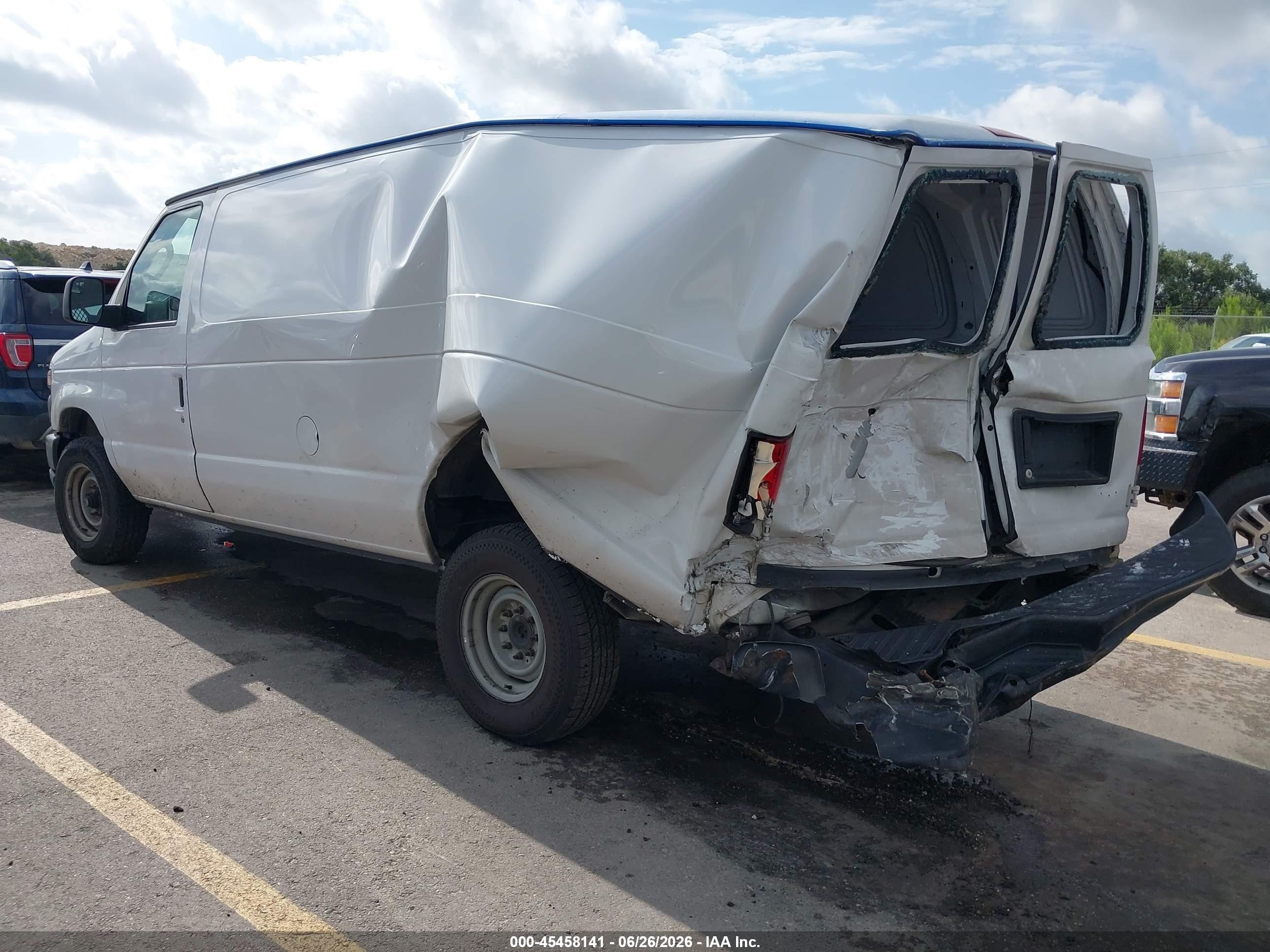 2014 Ford E-350 Super Duty Commercial/recreational White vin: 1FTSS3EL7EDB18263