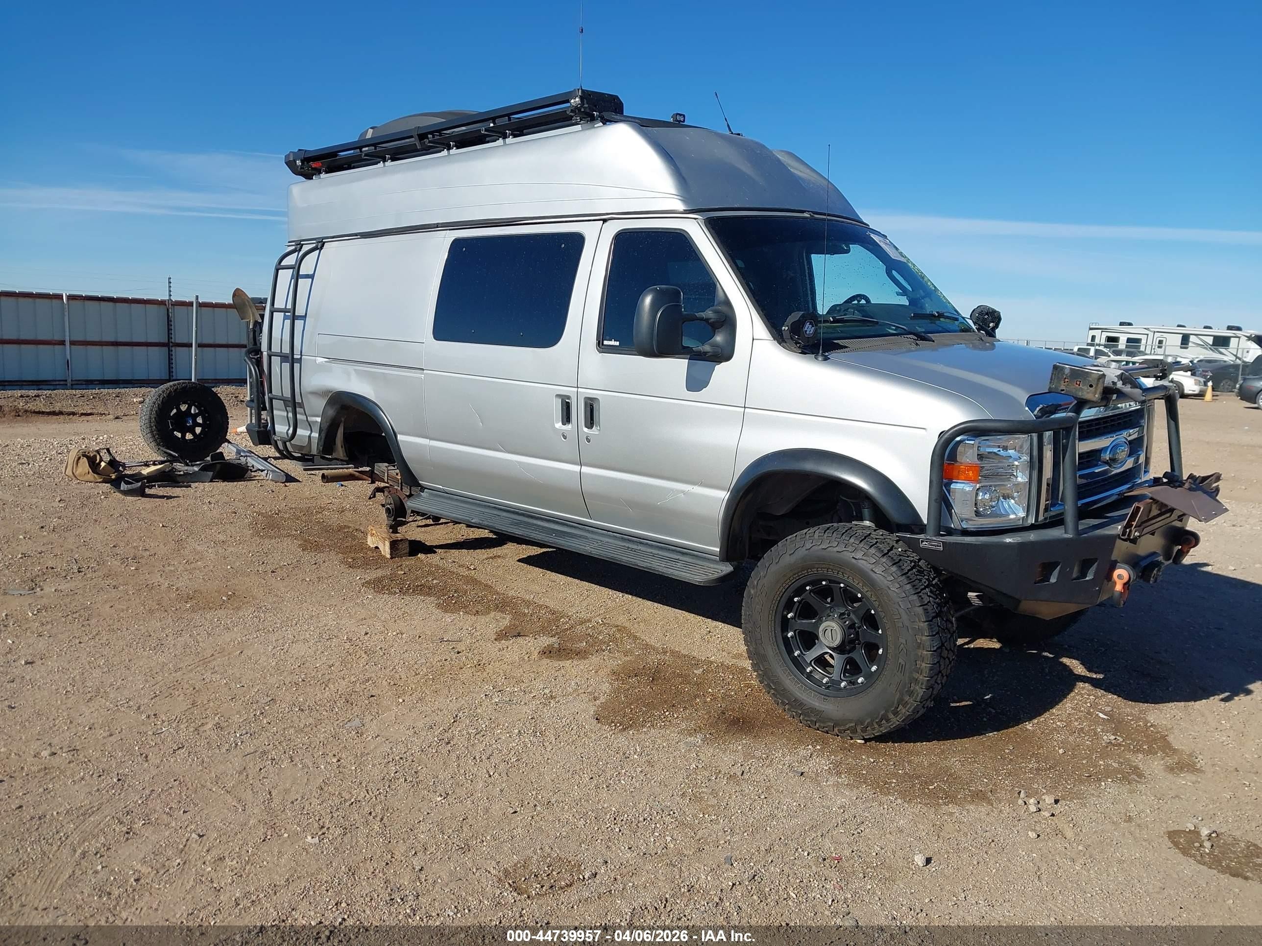 2011 Ford E-350 Super Duty Commercial Silver vin: 1FTSS3ES3BDA23377