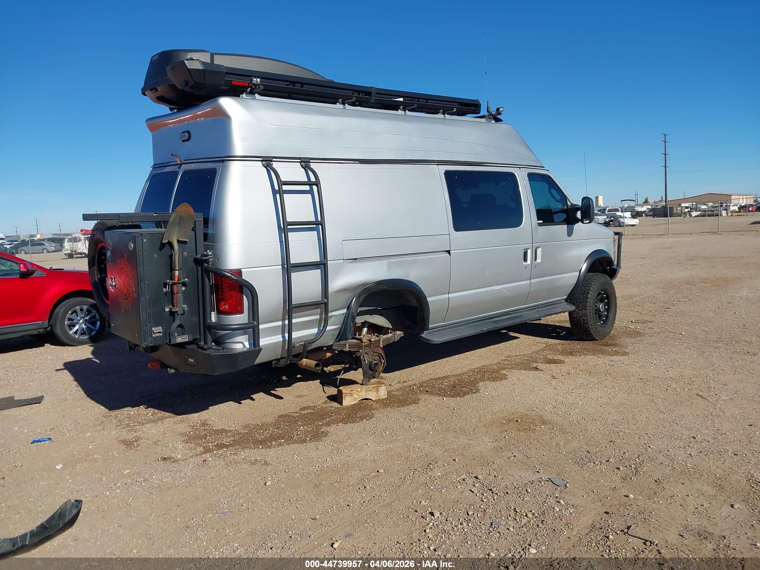 2011 Ford E-350 Super Duty Commercial Silver vin: 1FTSS3ES3BDA23377