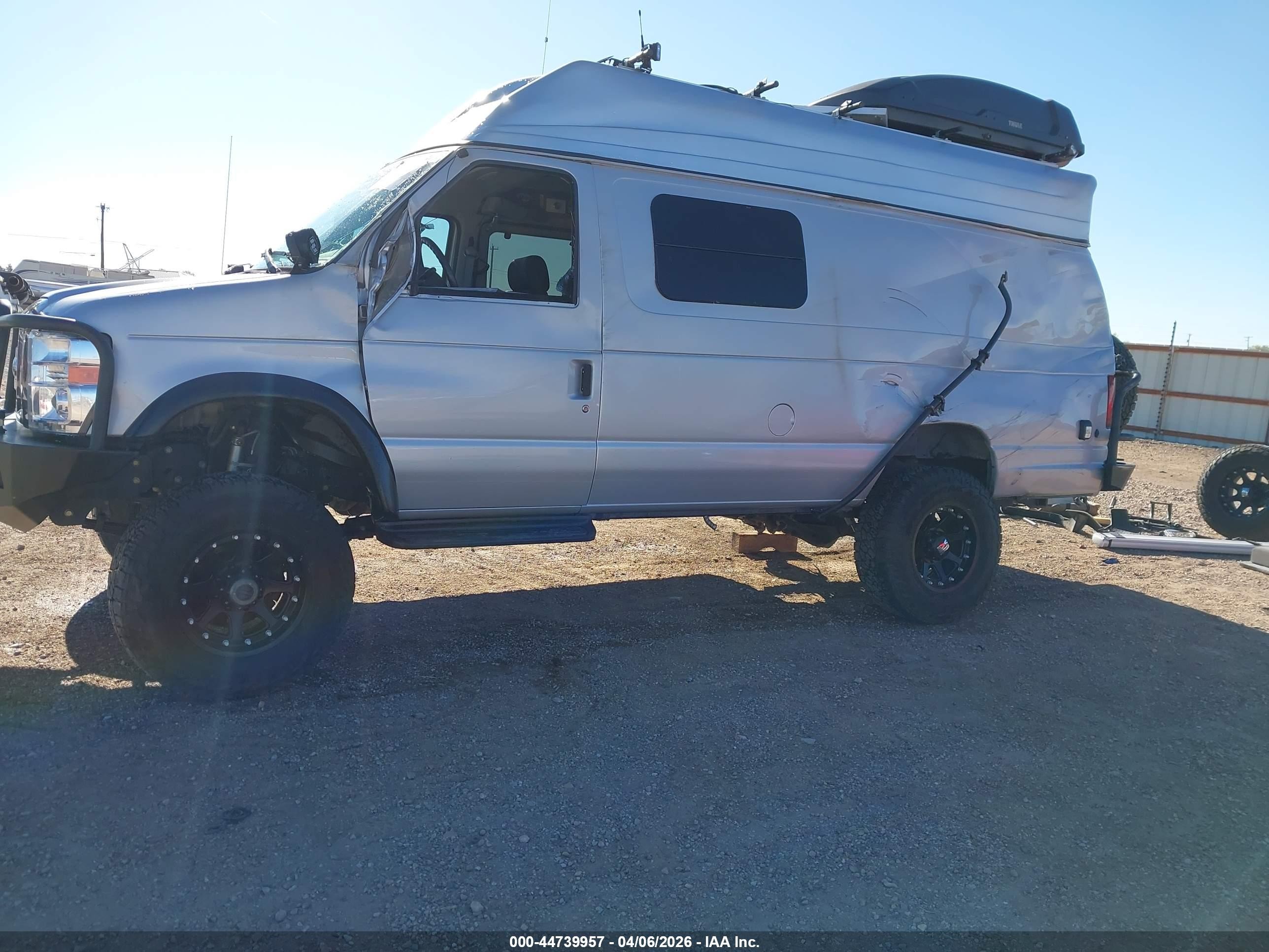2011 Ford E-350 Super Duty Commercial Silver vin: 1FTSS3ES3BDA23377