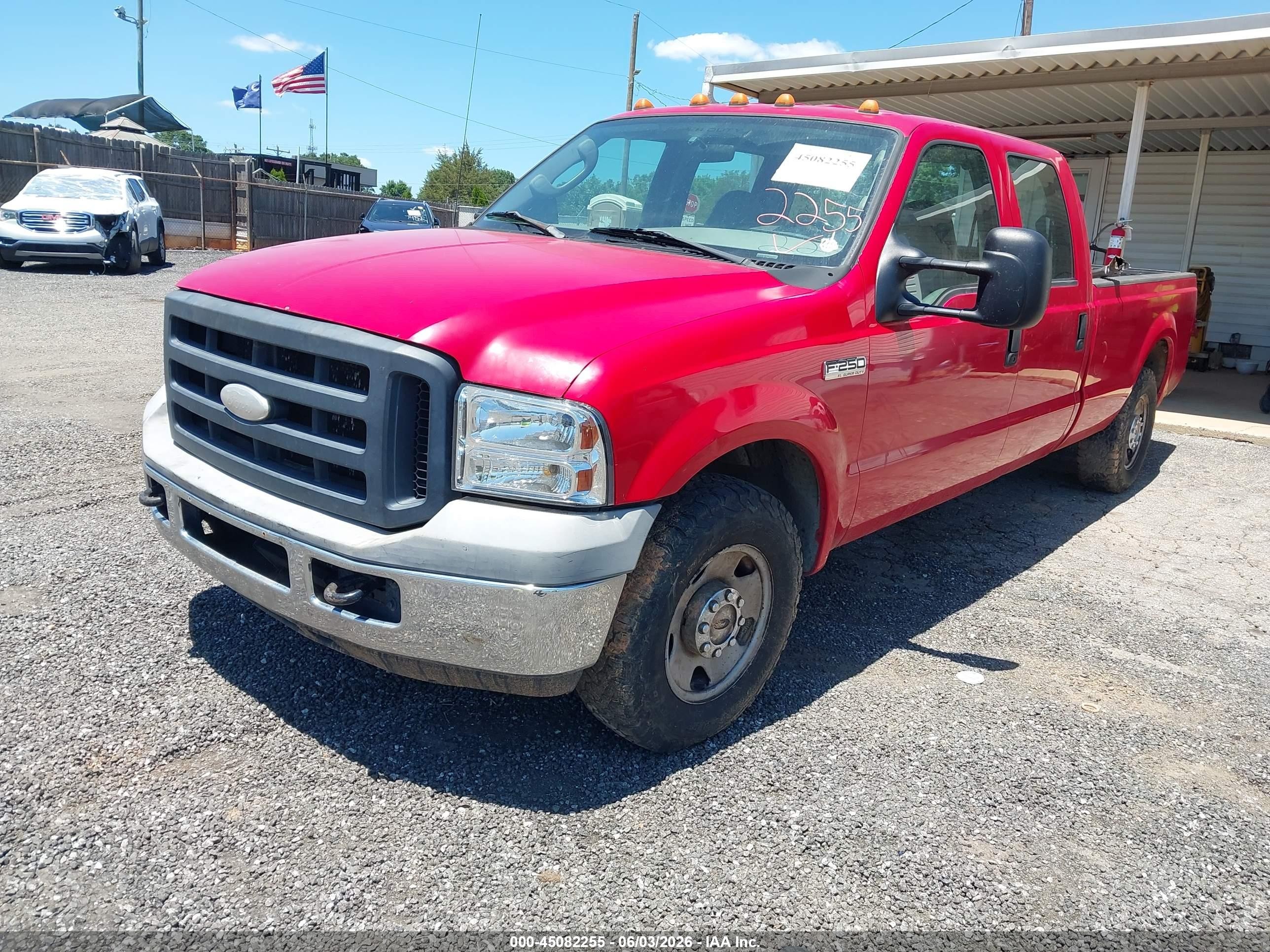2006 Ford F-250   Red vin: 1FTSW205X6EB26117