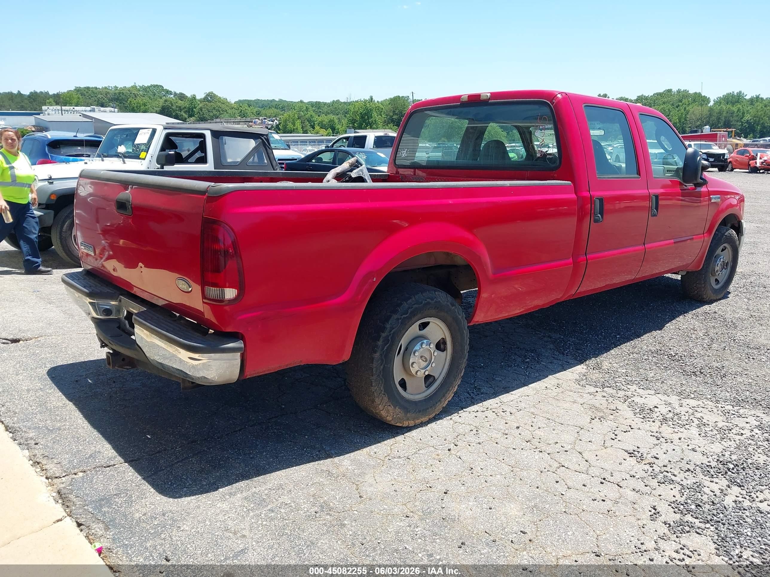 2006 Ford F-250   Red vin: 1FTSW205X6EB26117